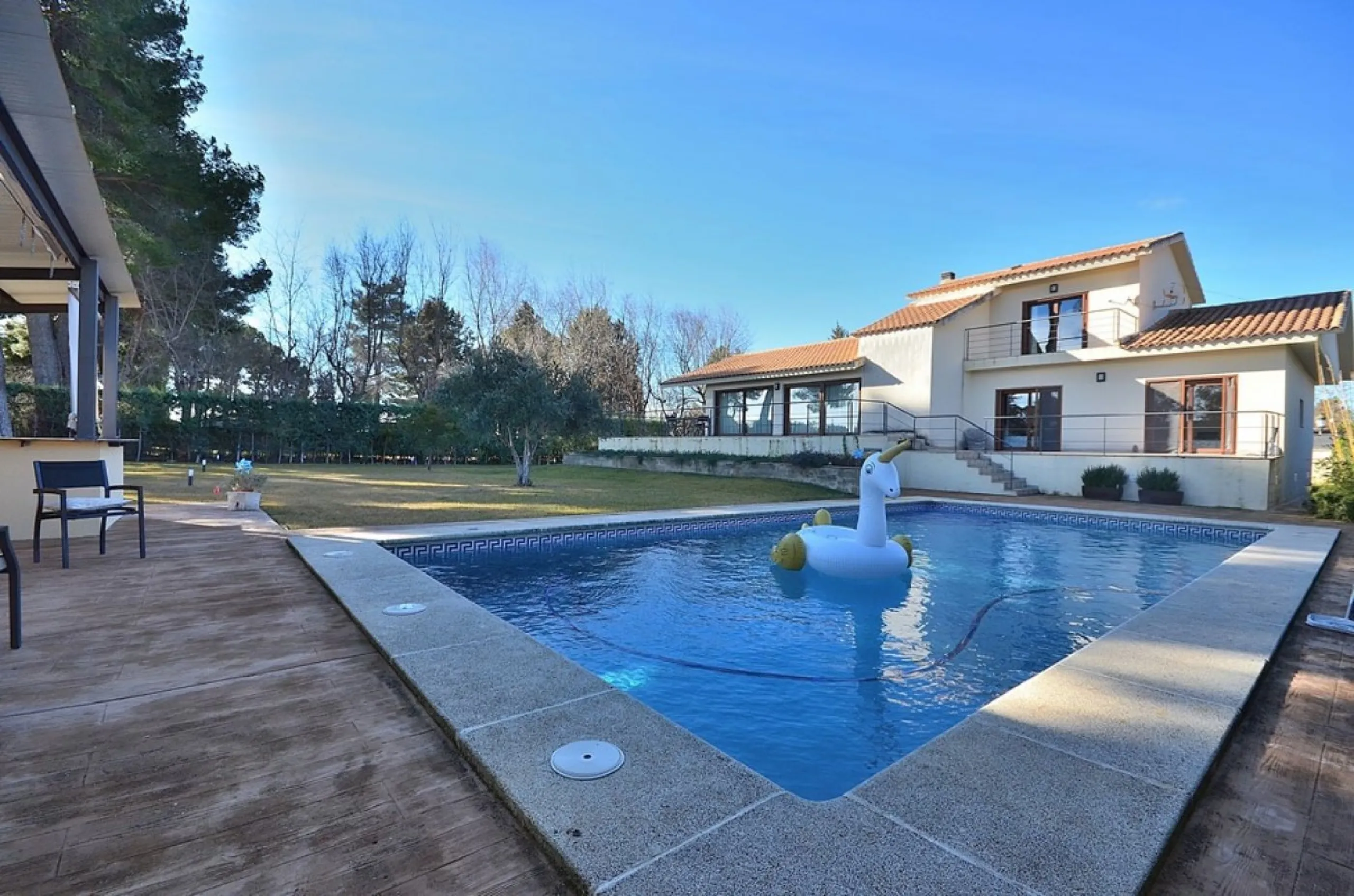 VILLA EN ALBACETE CON 1700 M2 DE PARCELA. 5 DORM. 5 BAÑOS.