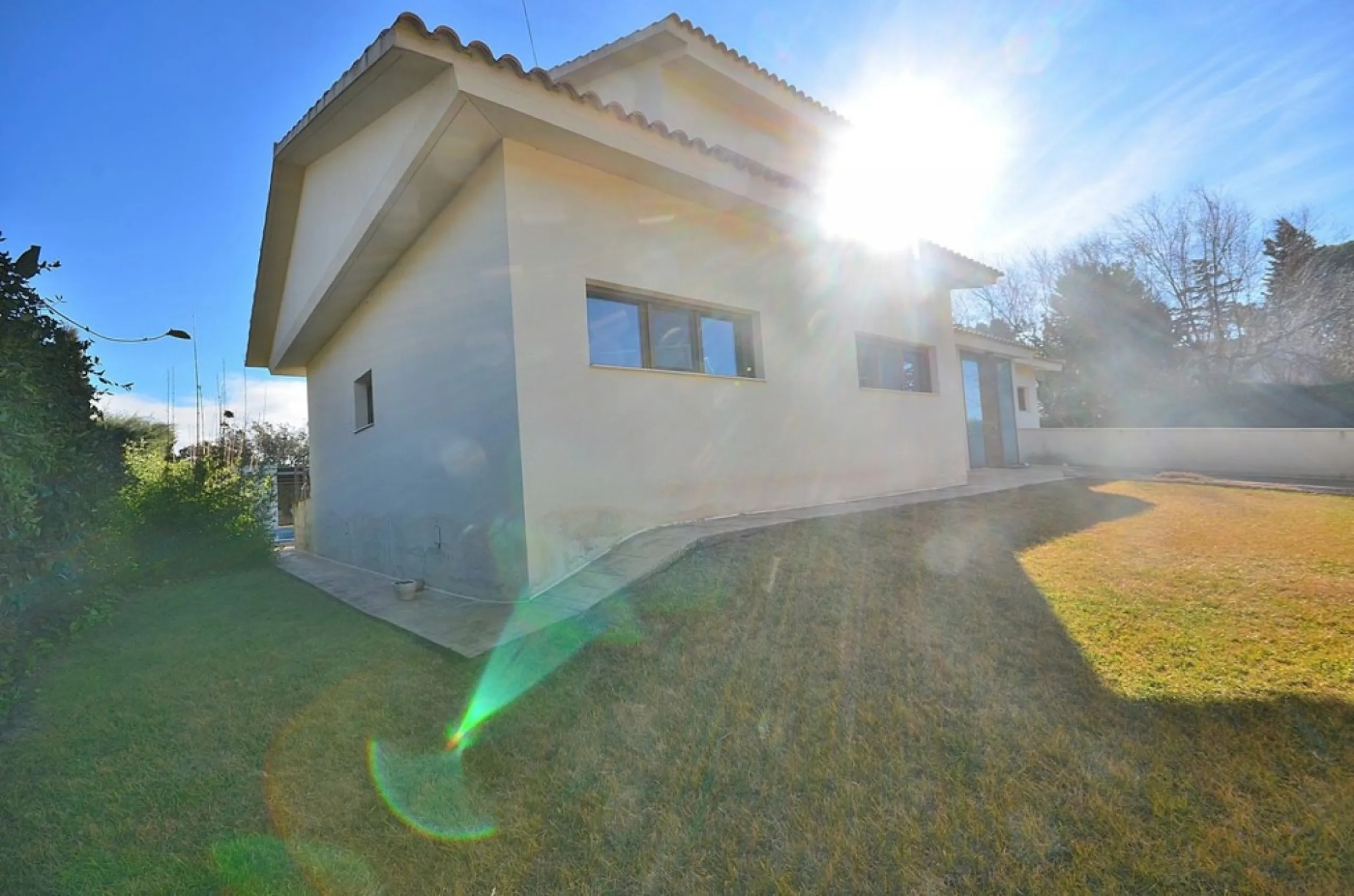 VILLA EN ALBACETE CON 1700 M2 DE PARCELA. 5 DORM. 5 BAÑOS.