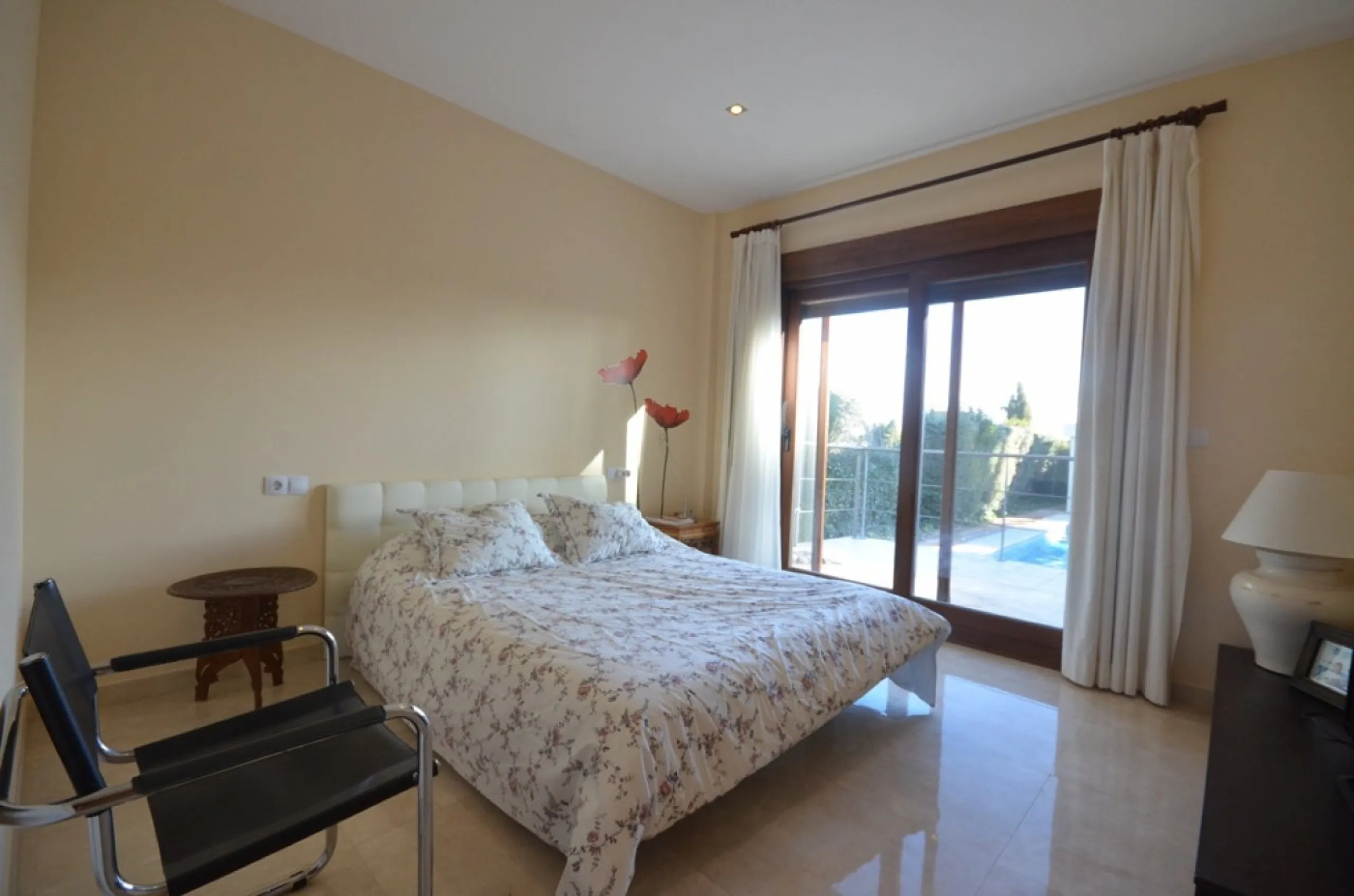 VILLA EN ALBACETE CON 1700 M2 DE PARCELA. 5 DORM. 5 BAÑOS.