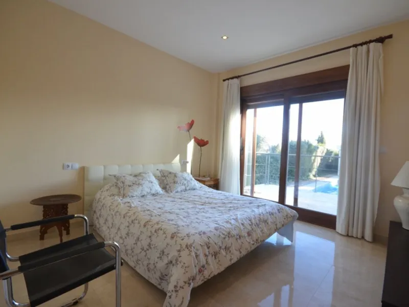 VILLA EN ALBACETE CON 1700 M2 DE PARCELA. 5 DORM. 5 BAÑOS.