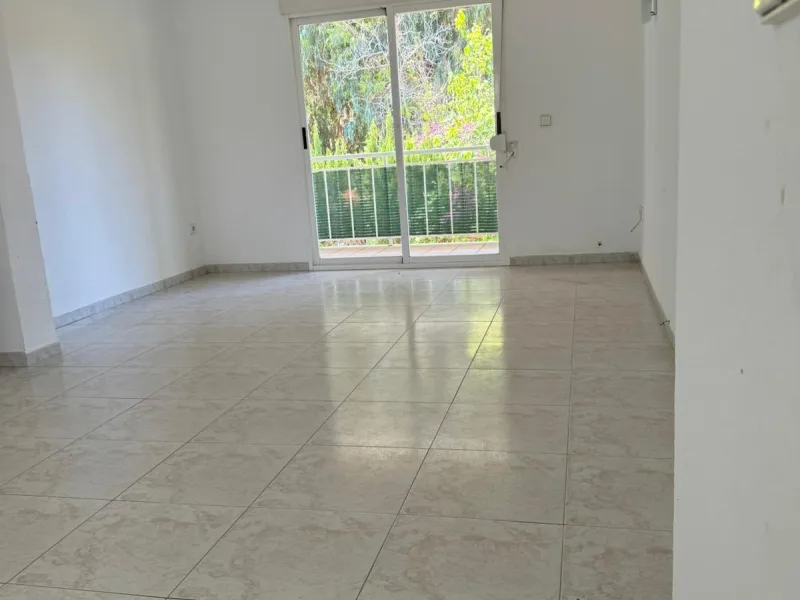 🏡 Semi-detached house in Albir with a tourist license - just 200 meters from the sea! 🌊🌿