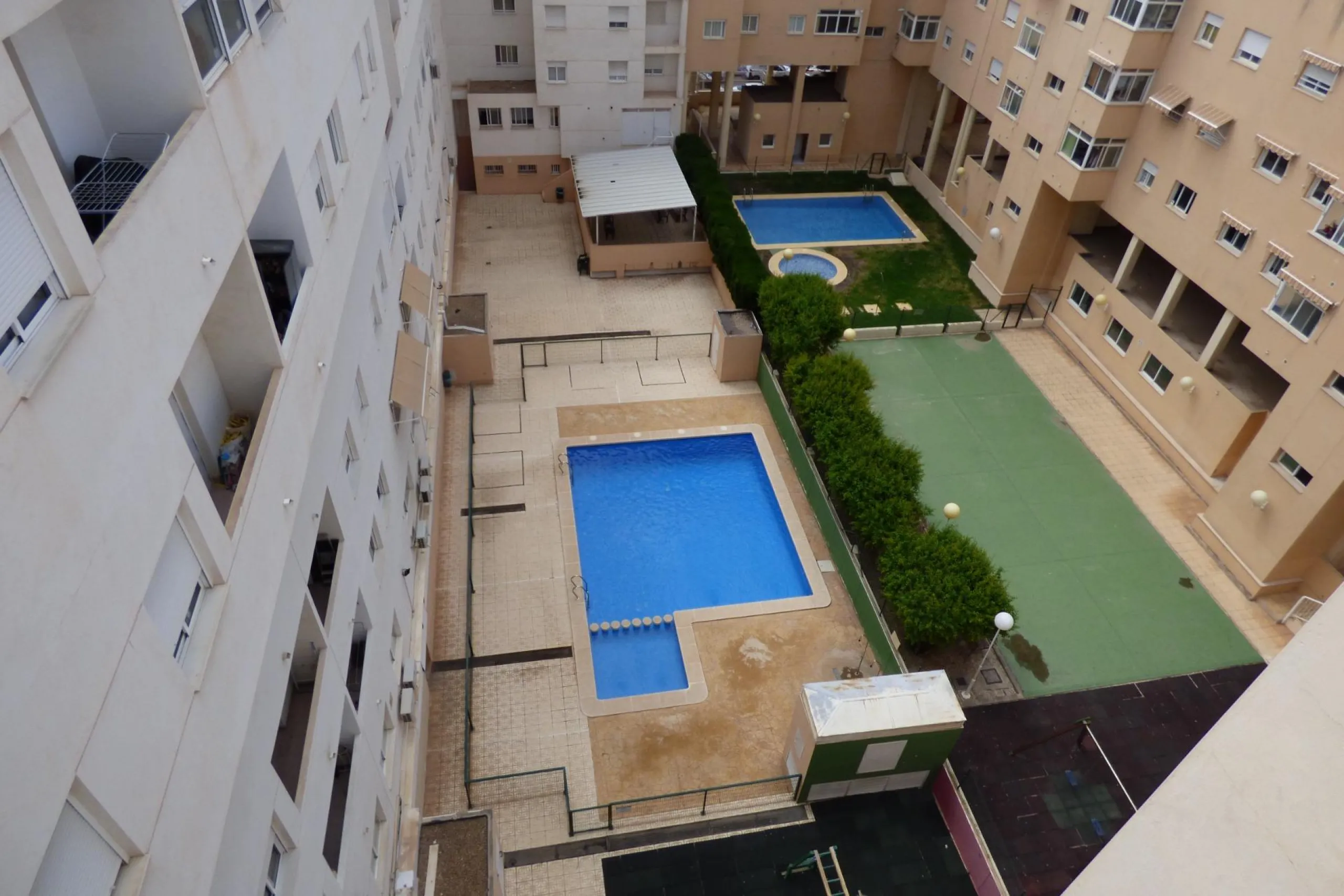 OCASIÓN ÁTICO DE 260 METROS CON TERRAZA AJARDINADA EN PLANTA DE 60 METROS