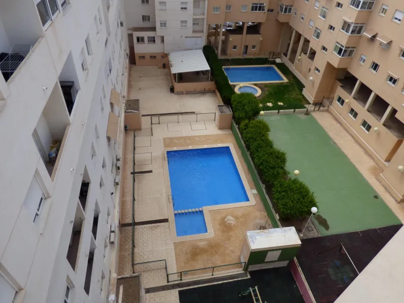 OCASIÓN ÁTICO DE 260 METROS CON TERRAZA AJARDINADA EN PLANTA DE 60 METROS