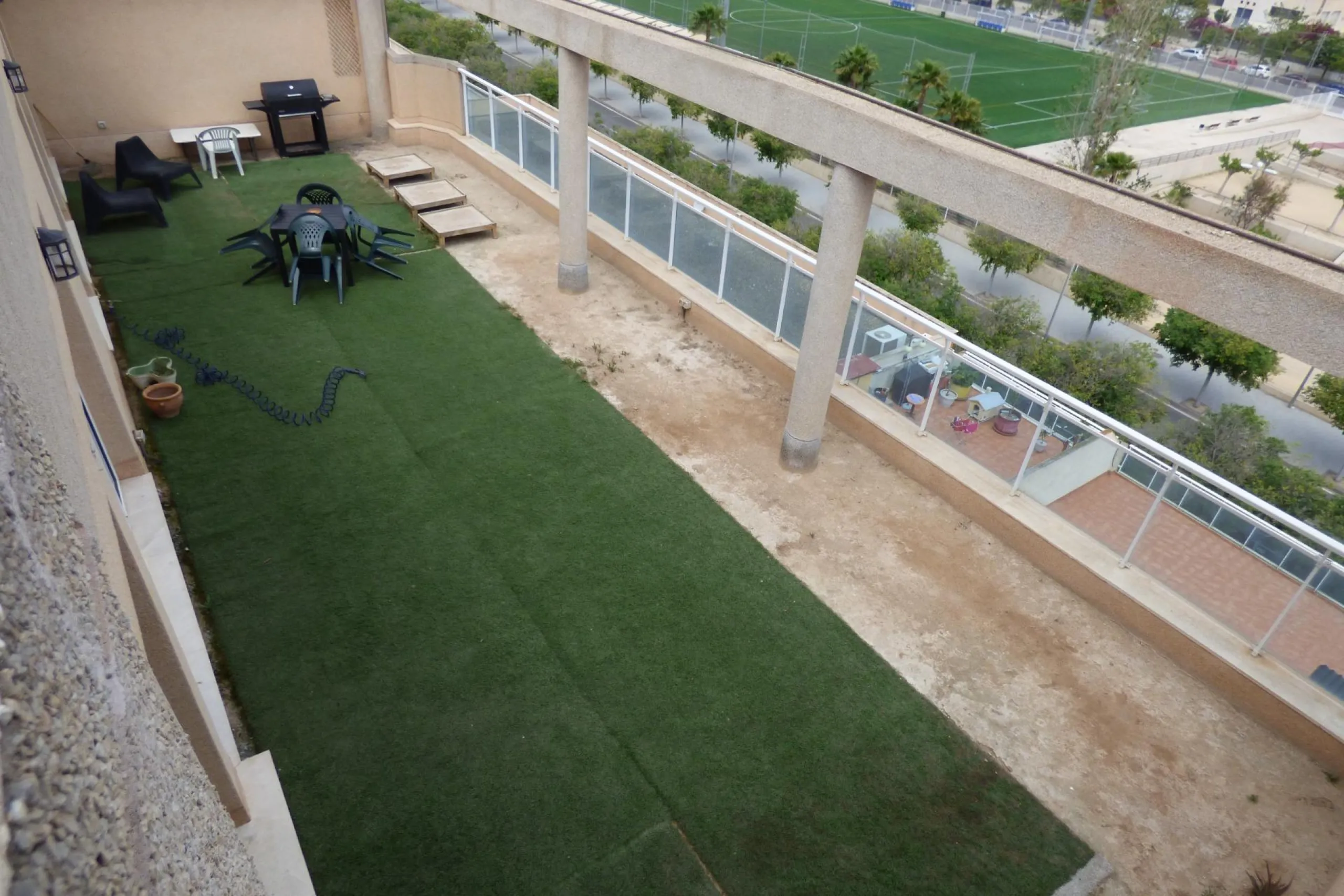 OCASIÓN ÁTICO DE 260 METROS CON TERRAZA AJARDINADA EN PLANTA DE 60 METROS