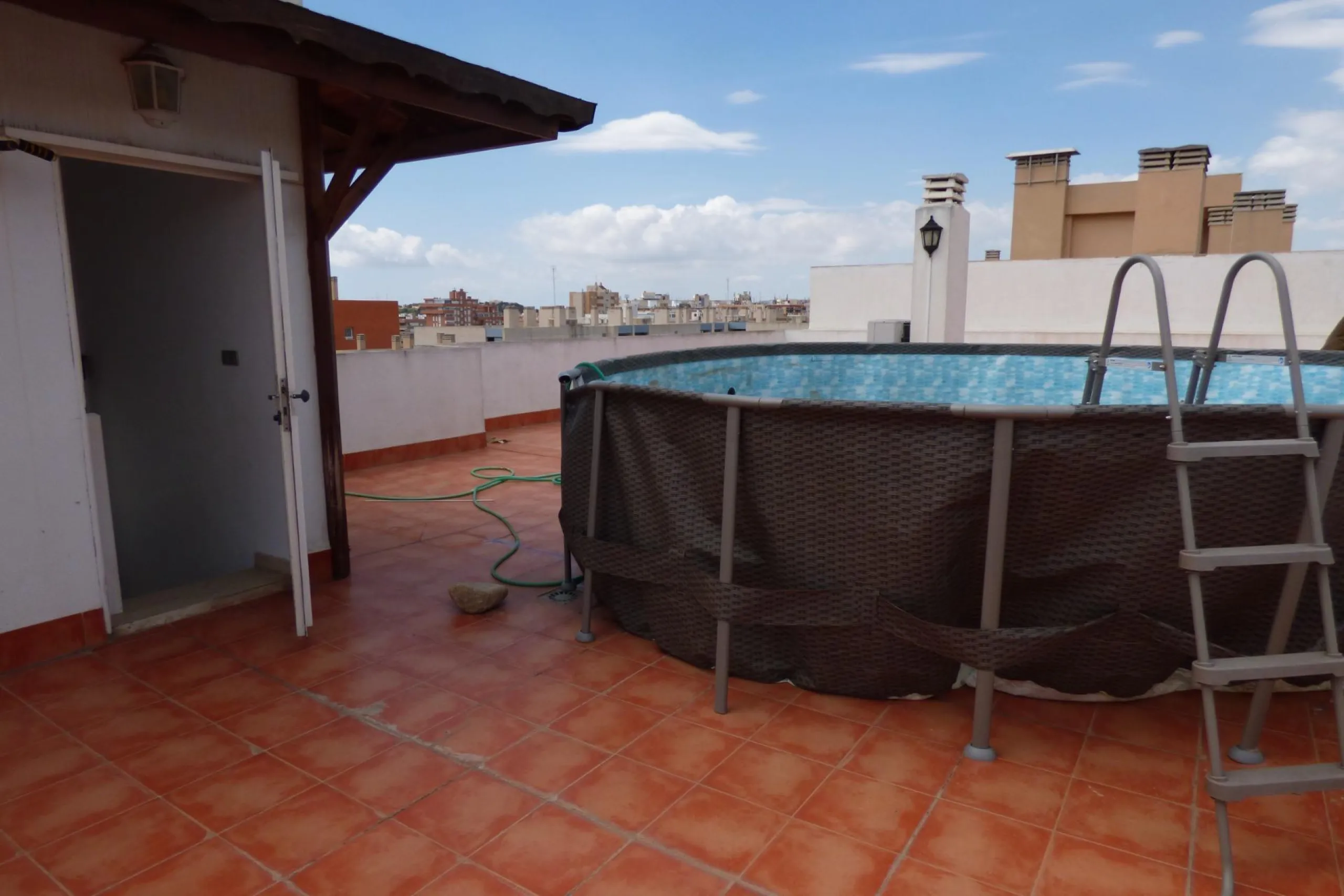 OCASIÓN ÁTICO DE 260 METROS CON TERRAZA AJARDINADA EN PLANTA DE 60 METROS