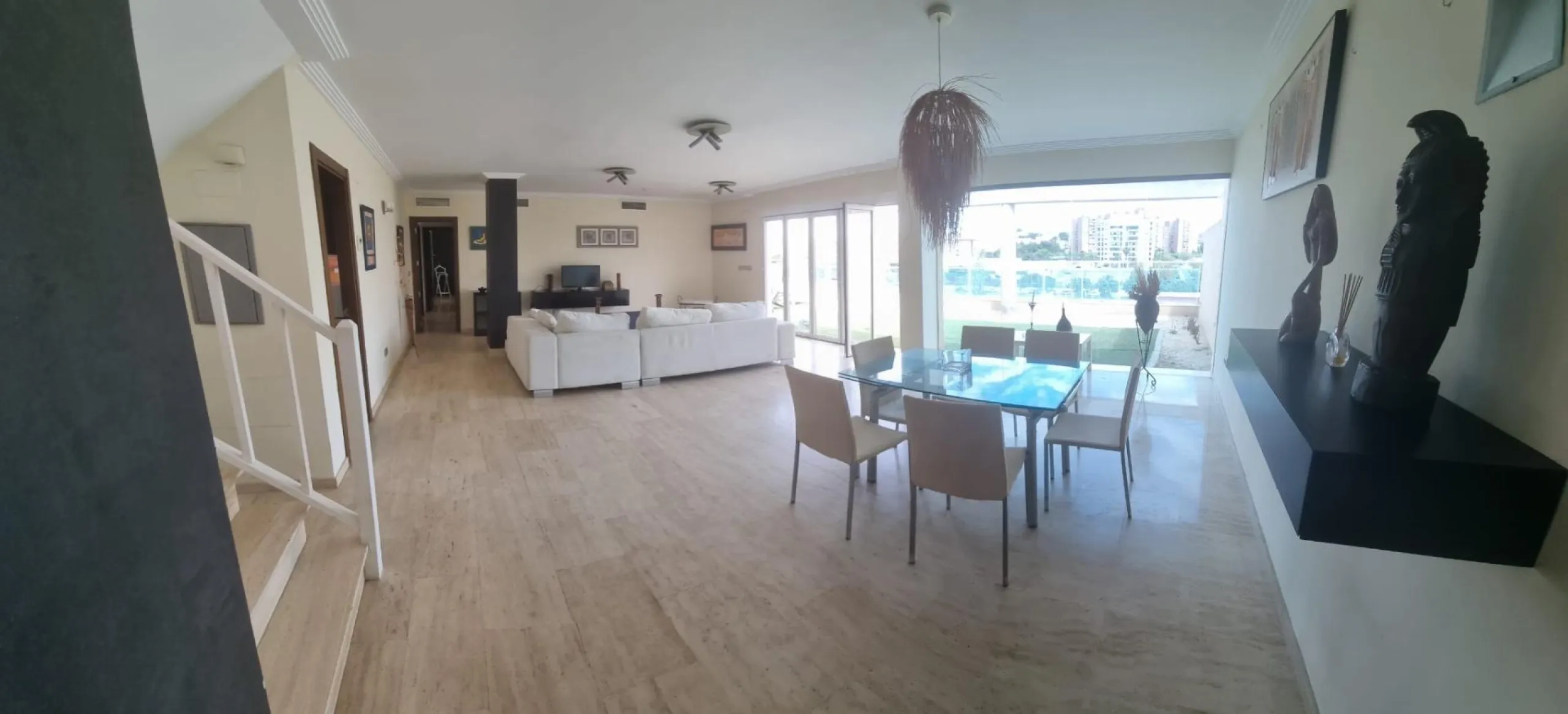 OCASIÓN ÁTICO DE 260 METROS CON TERRAZA AJARDINADA EN PLANTA DE 60 METROS