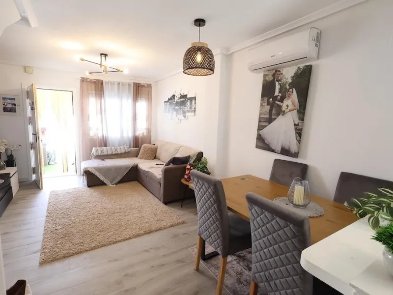 Torre de la Horadada duplex townhouse located directly in front of the communal pool