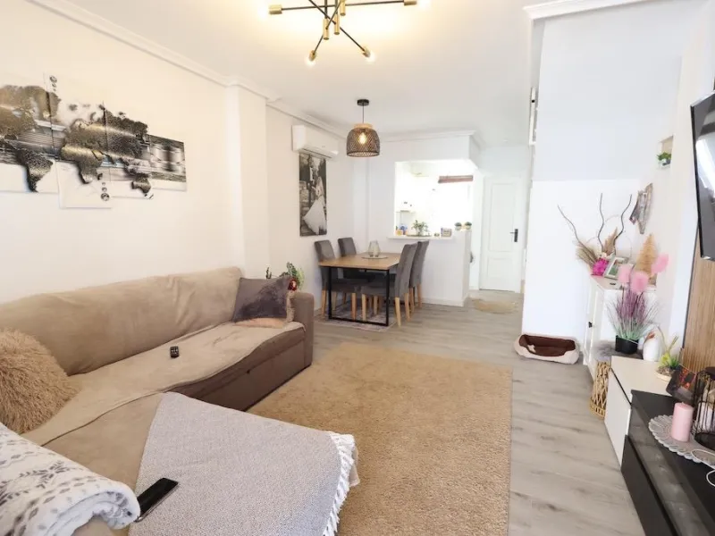 Torre de la Horadada duplex townhouse located directly in front of the communal pool