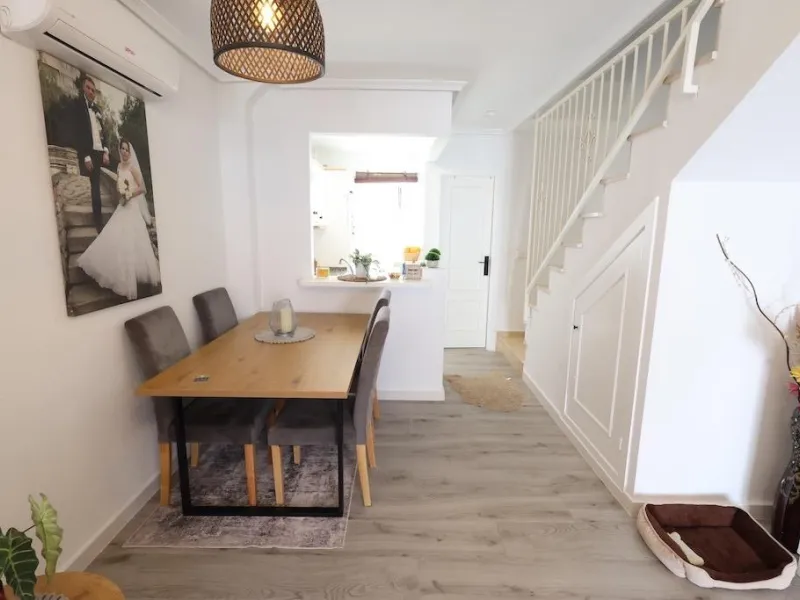 Torre de la Horadada duplex townhouse located directly in front of the communal pool