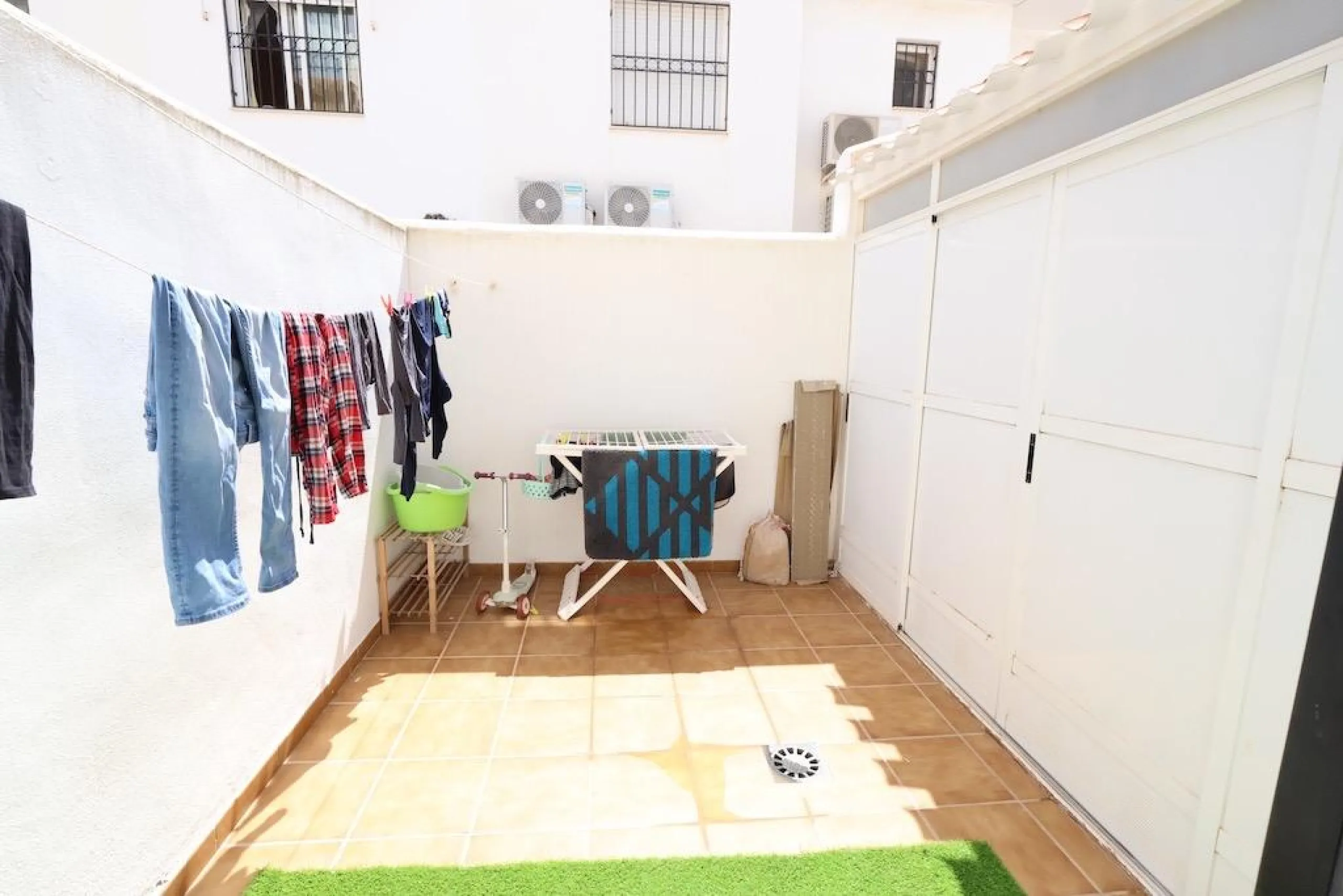 Torre de la Horadada duplex townhouse located directly in front of the communal pool