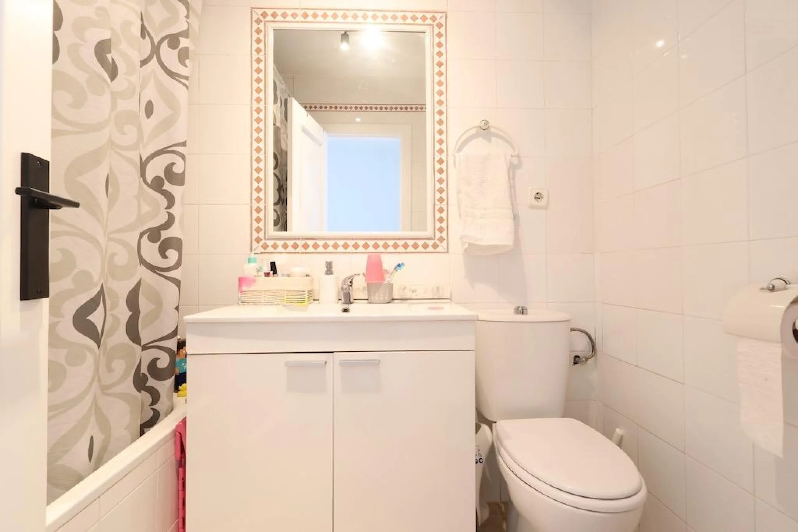 Torre de la Horadada duplex townhouse located directly in front of the communal pool
