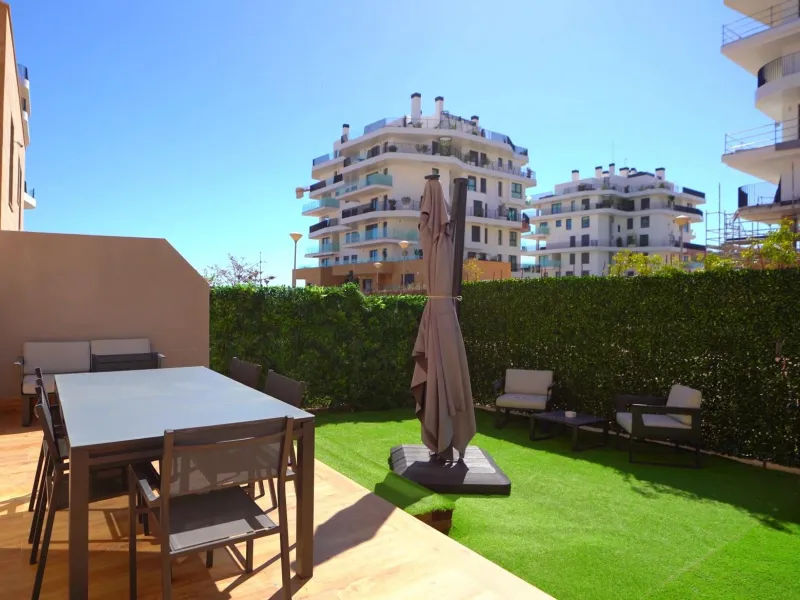 🌴 Luxury property by the sea!