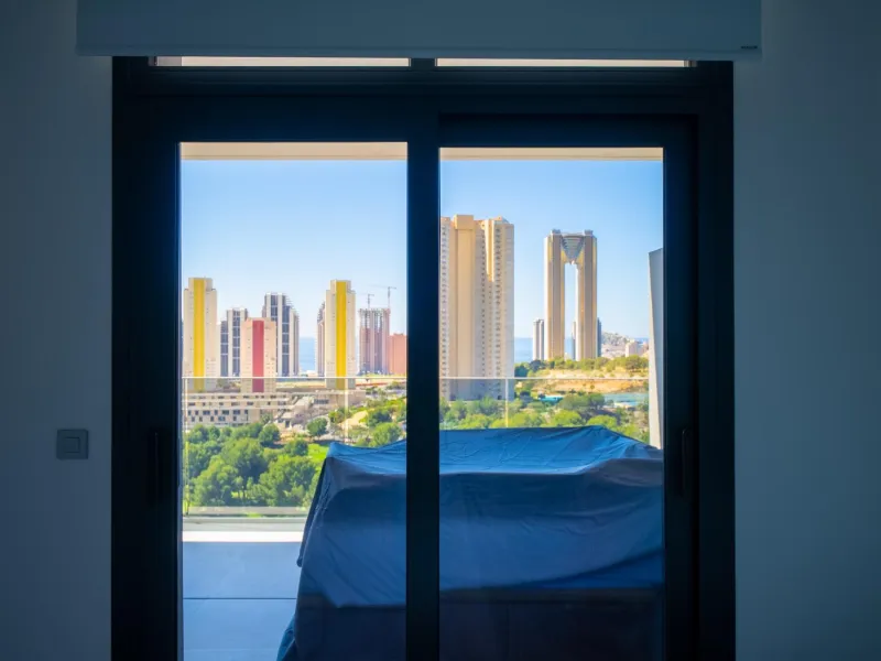 Spacious 2-Bedroom Apartment in the Eagle Tower Complex