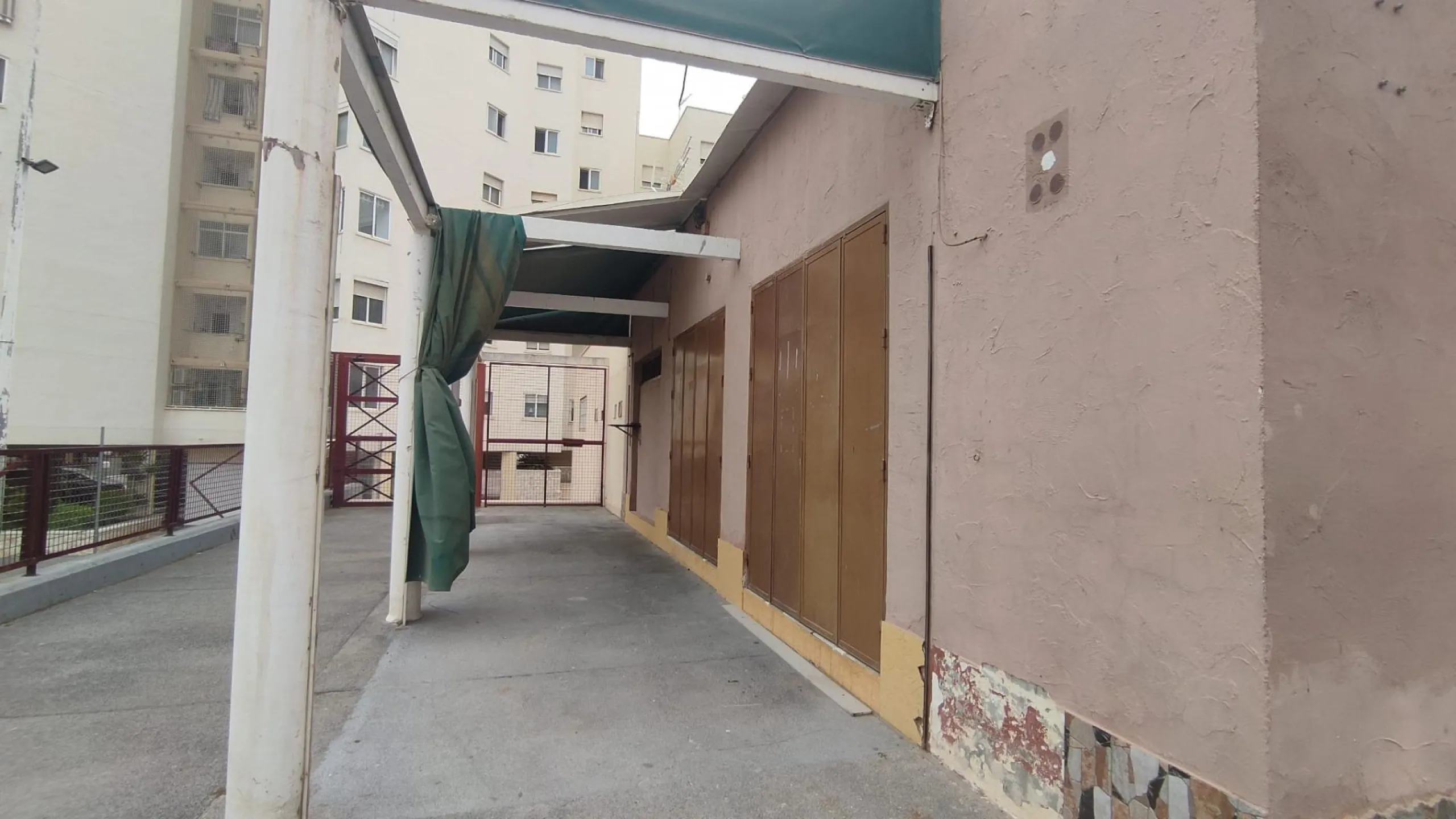 Bar - restaurant with licence in San Gabriel Alicante