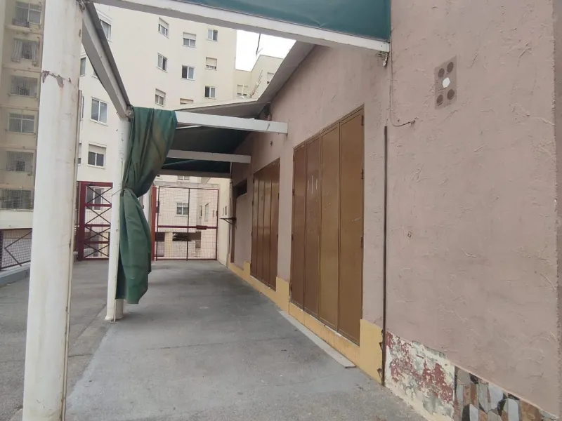 Bar - restaurant with licence in San Gabriel Alicante