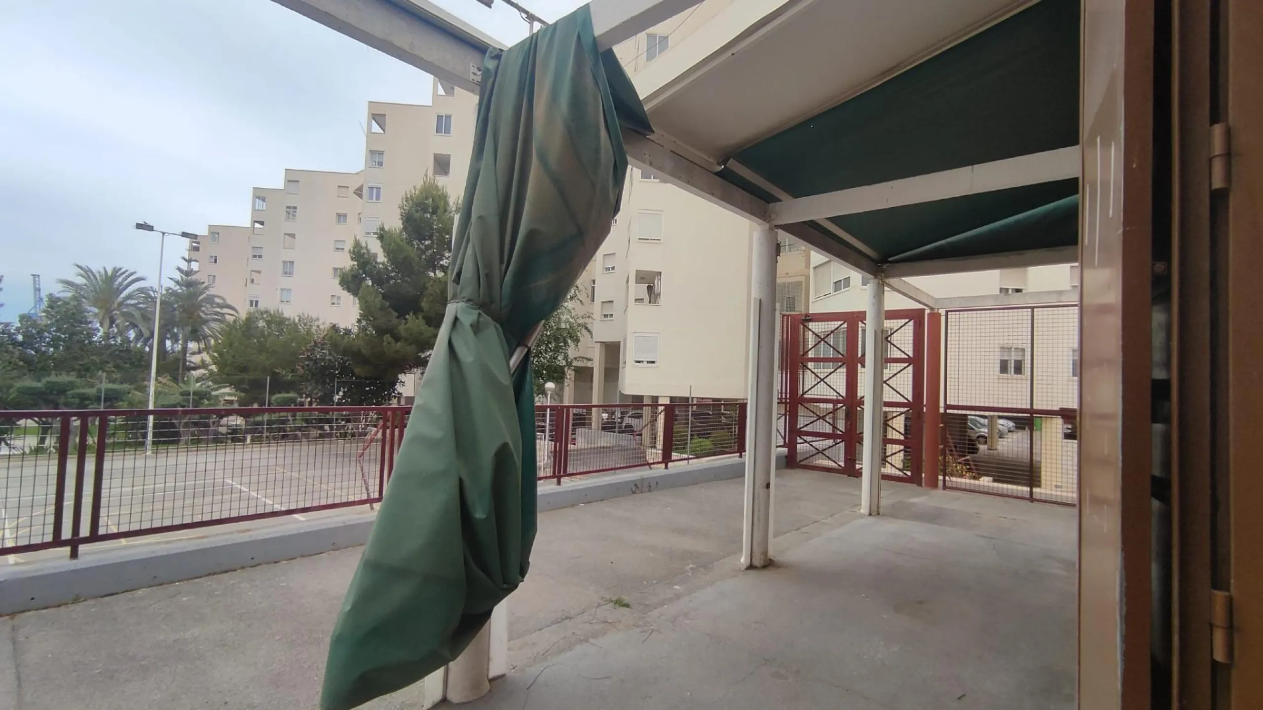 Bar - restaurant with licence in San Gabriel Alicante