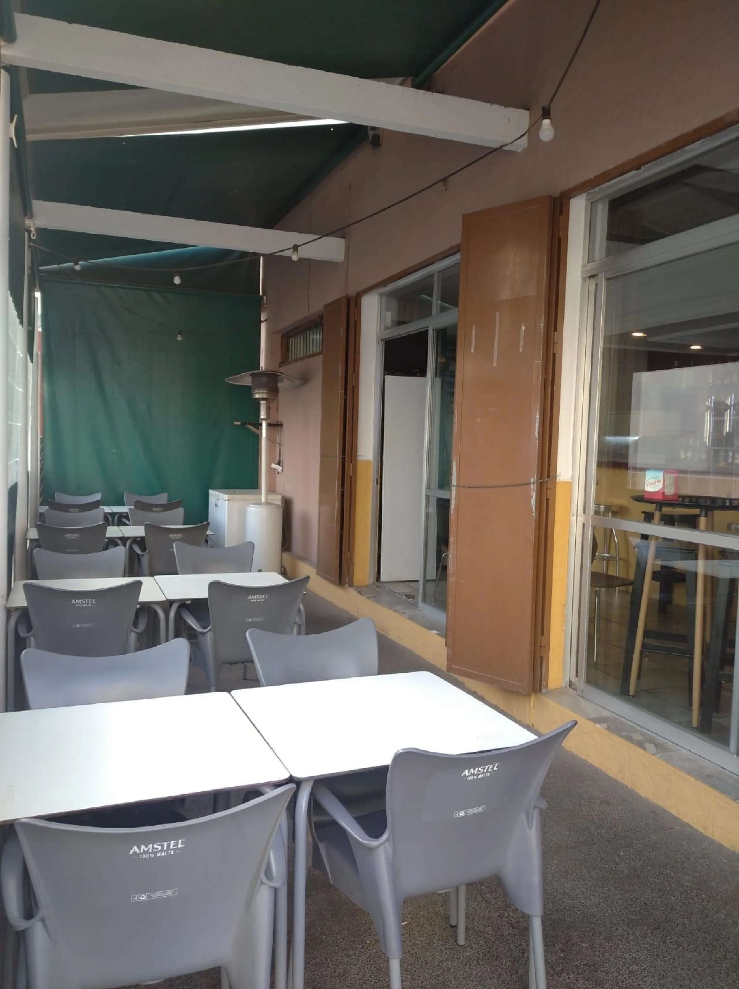 Bar - restaurant with licence in San Gabriel Alicante