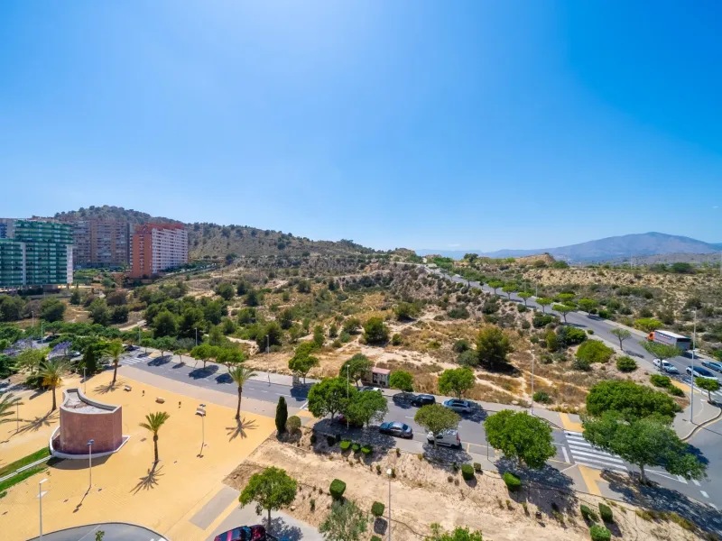 Ático dúplex con vistas al mar en La Cala de Villajoyosa