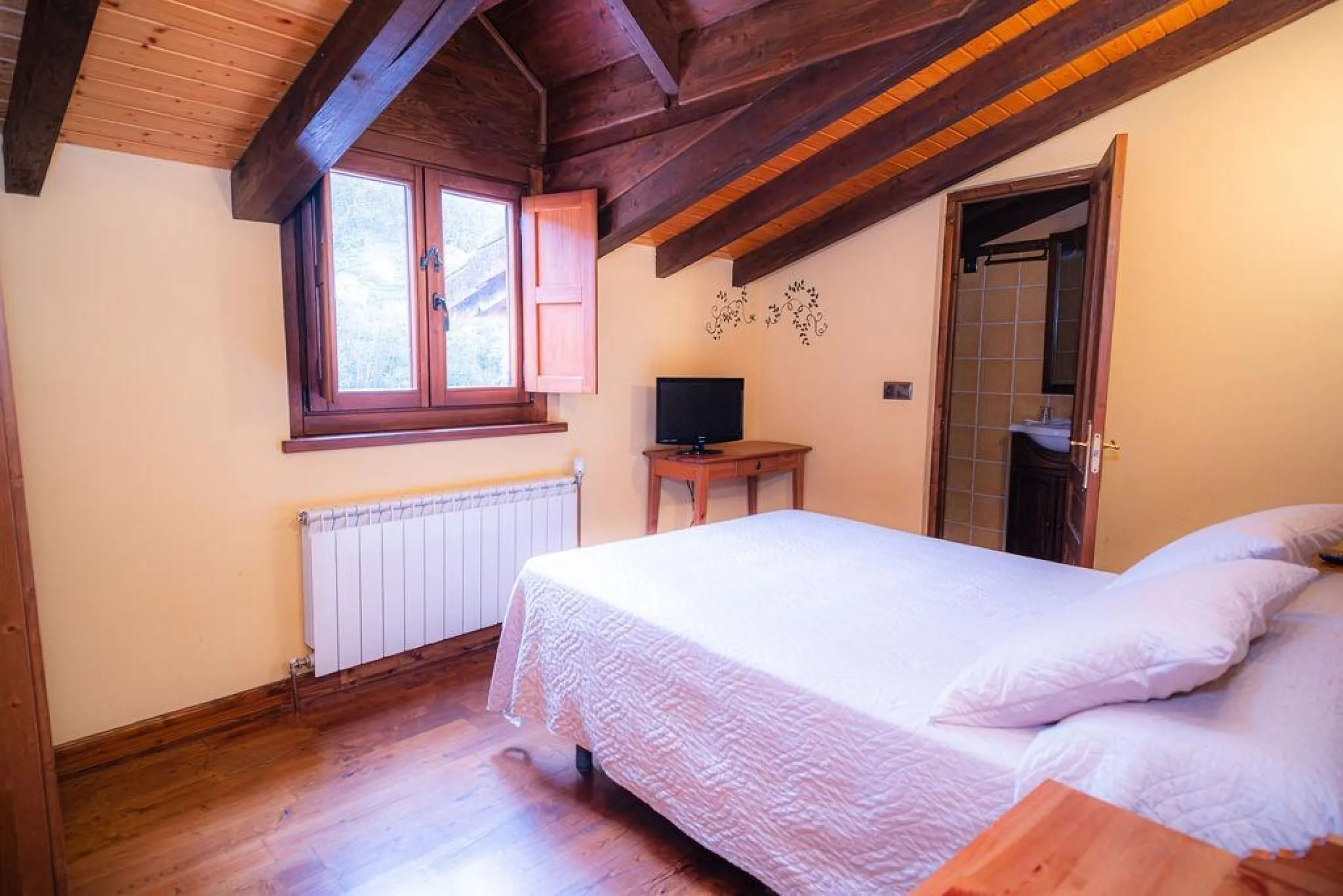 Hotel in Pola de Lena