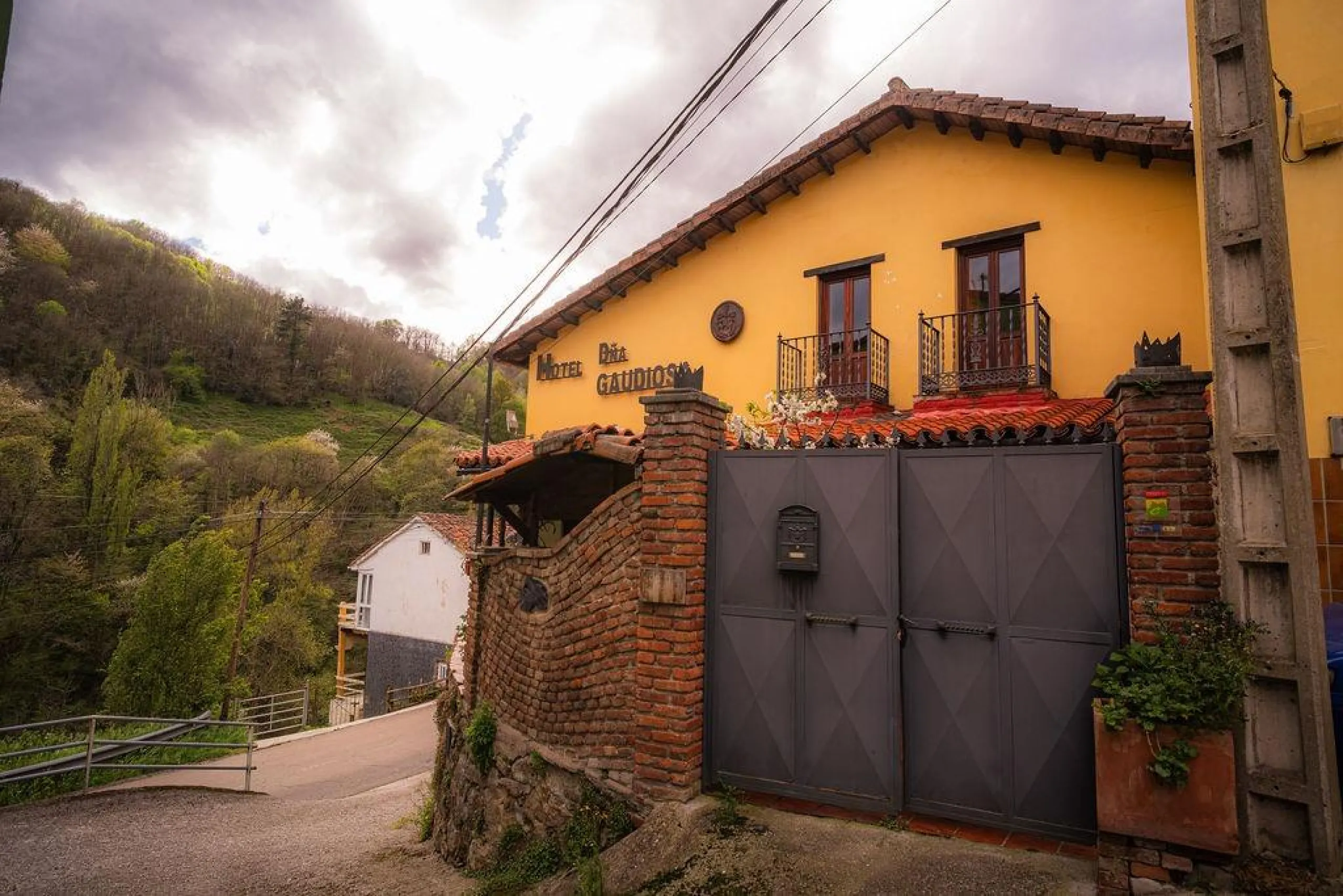 Hotel in Pola de Lena
