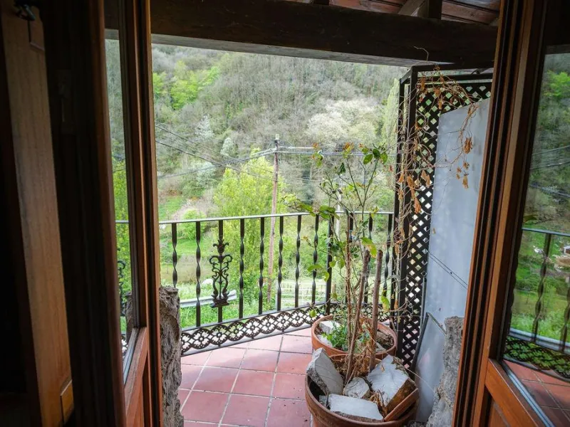 Hotel in Pola de Lena