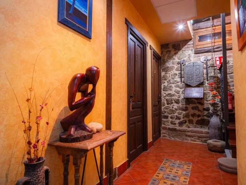 Hotel in Pola de Lena
