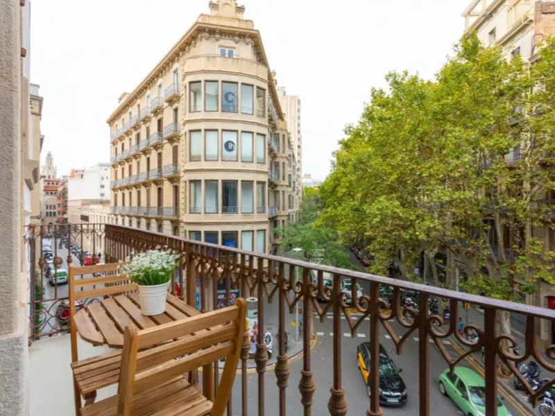 Edificio Residencial en Venta – Centro de Barcelona