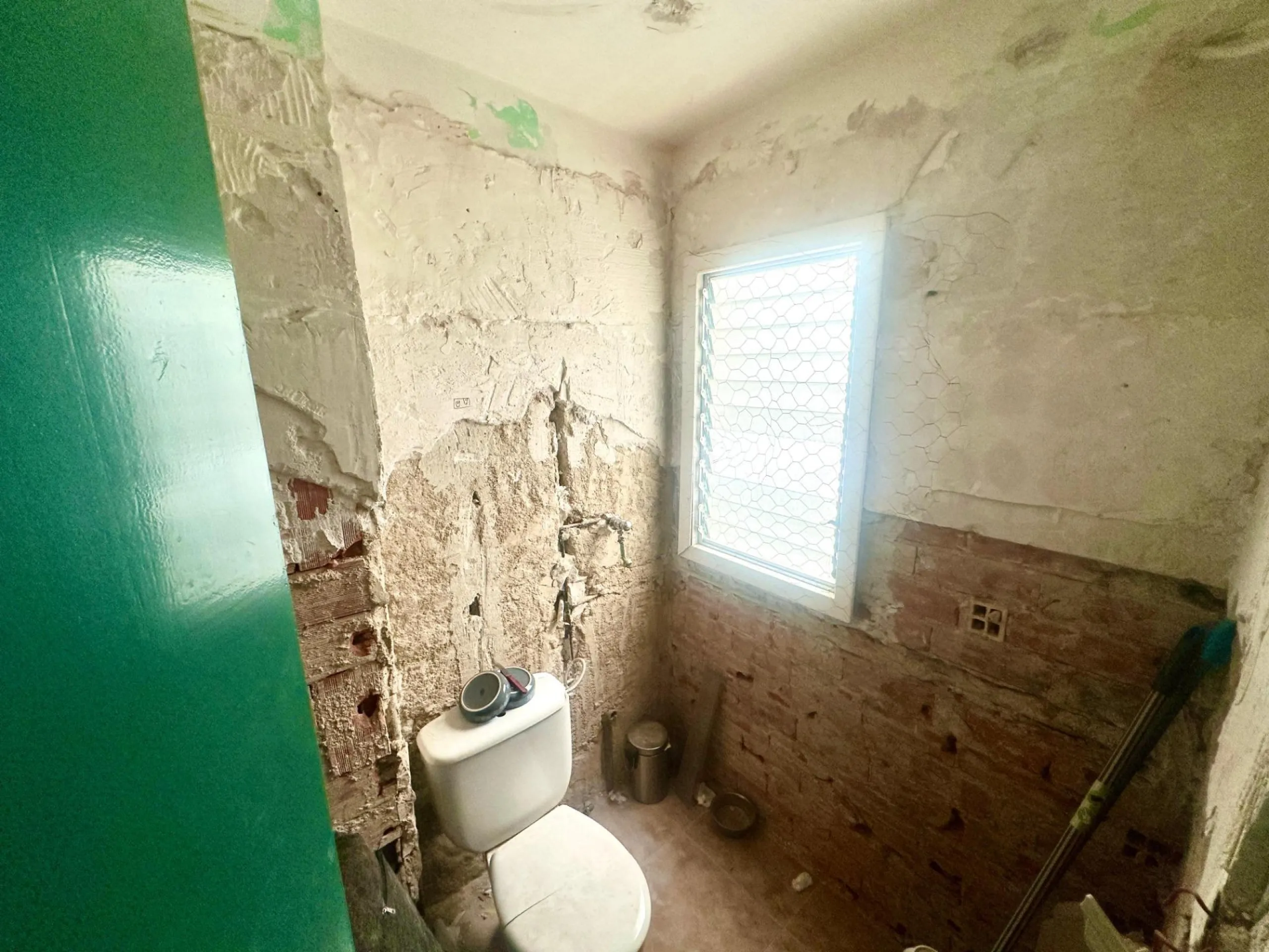Commercial premises for sale in the very center of Alicante