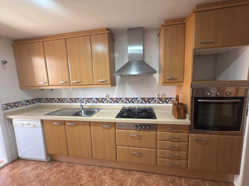 Impecable vivienda en urbanización tranquila cerca de la playa