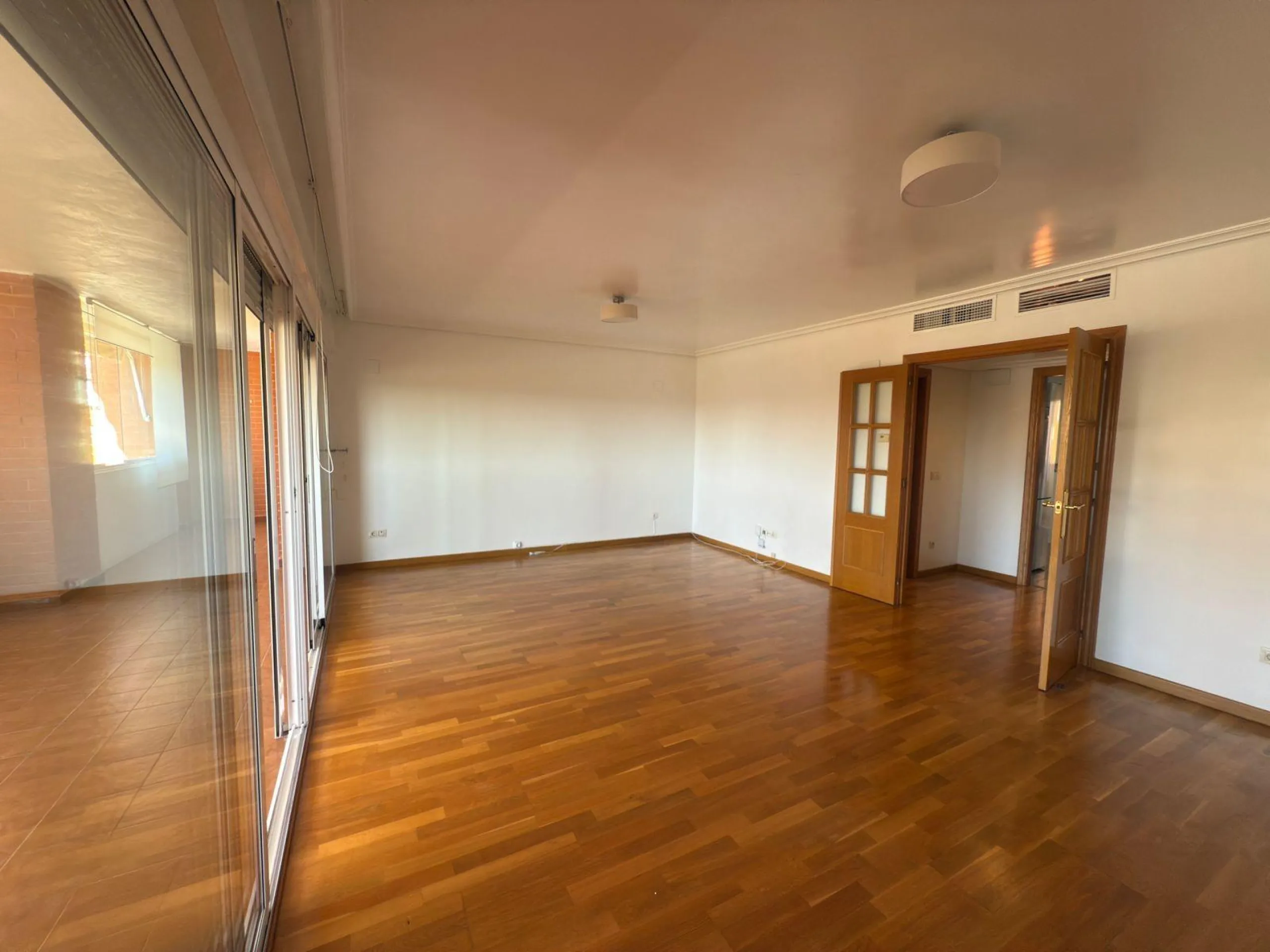 Impecable vivienda en urbanización tranquila cerca de la playa