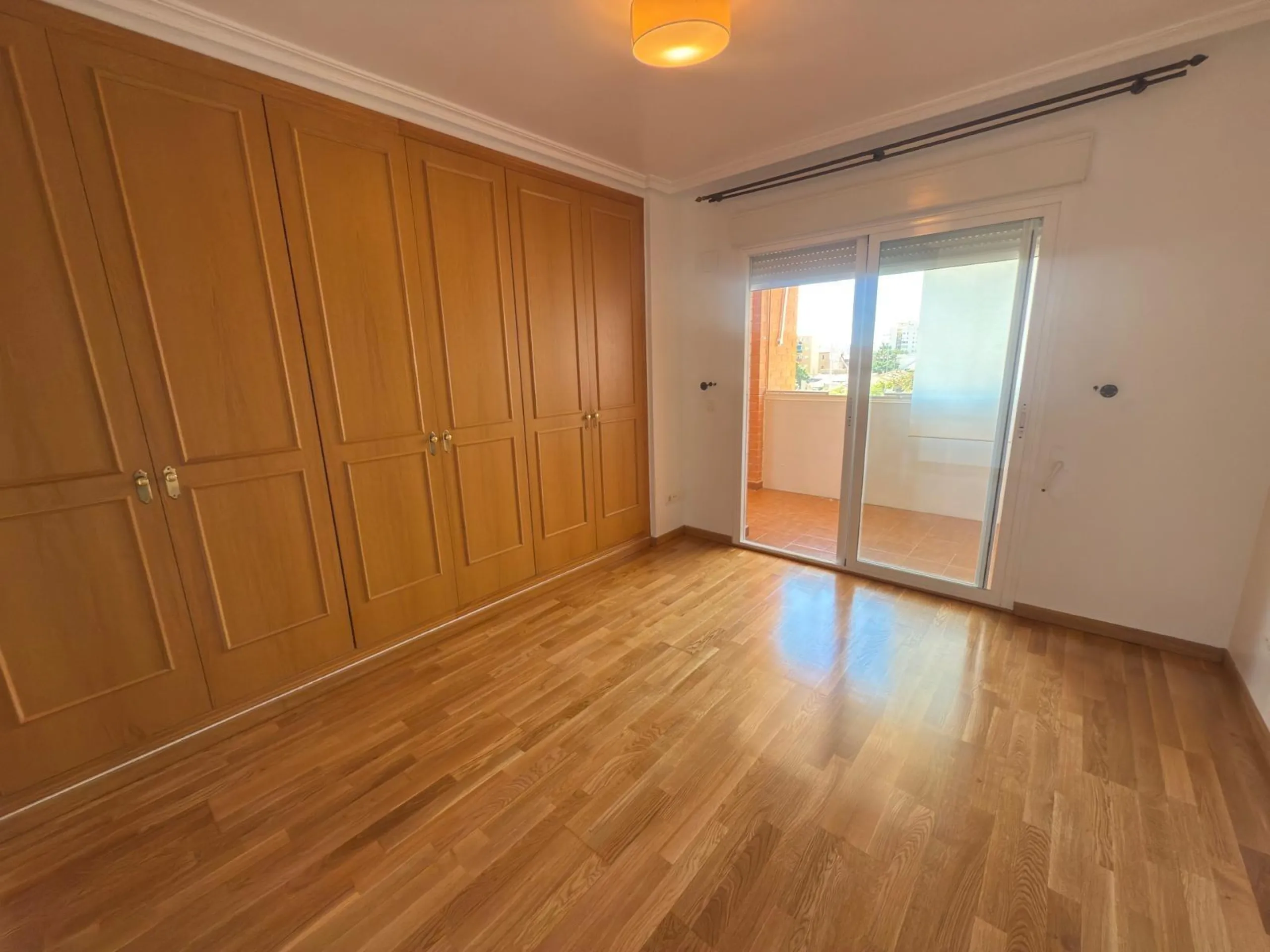 Impecable vivienda en urbanización tranquila cerca de la playa
