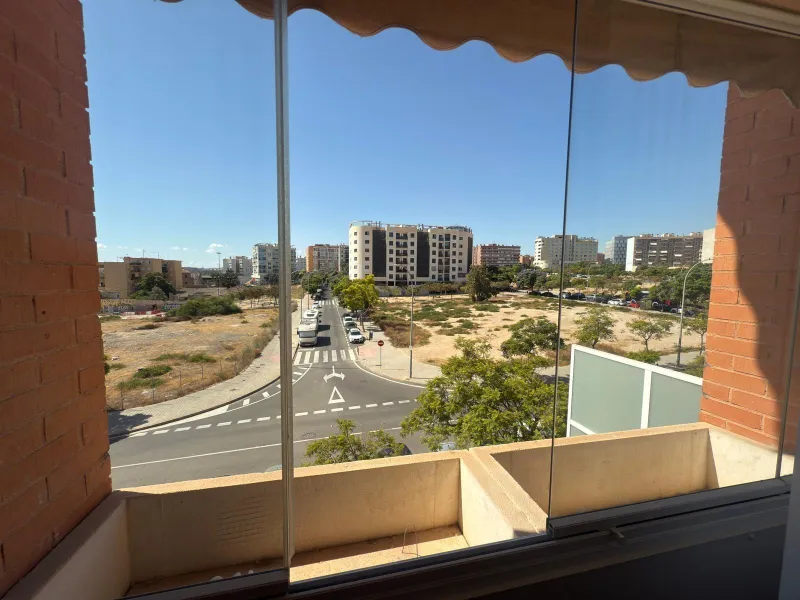 Impecable vivienda en urbanización tranquila cerca de la playa