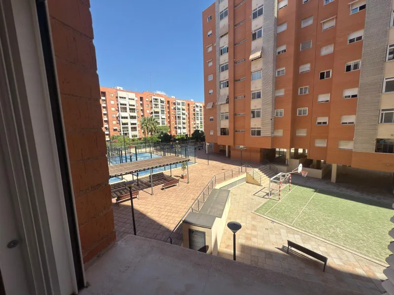 Impecable vivienda en urbanización tranquila cerca de la playa