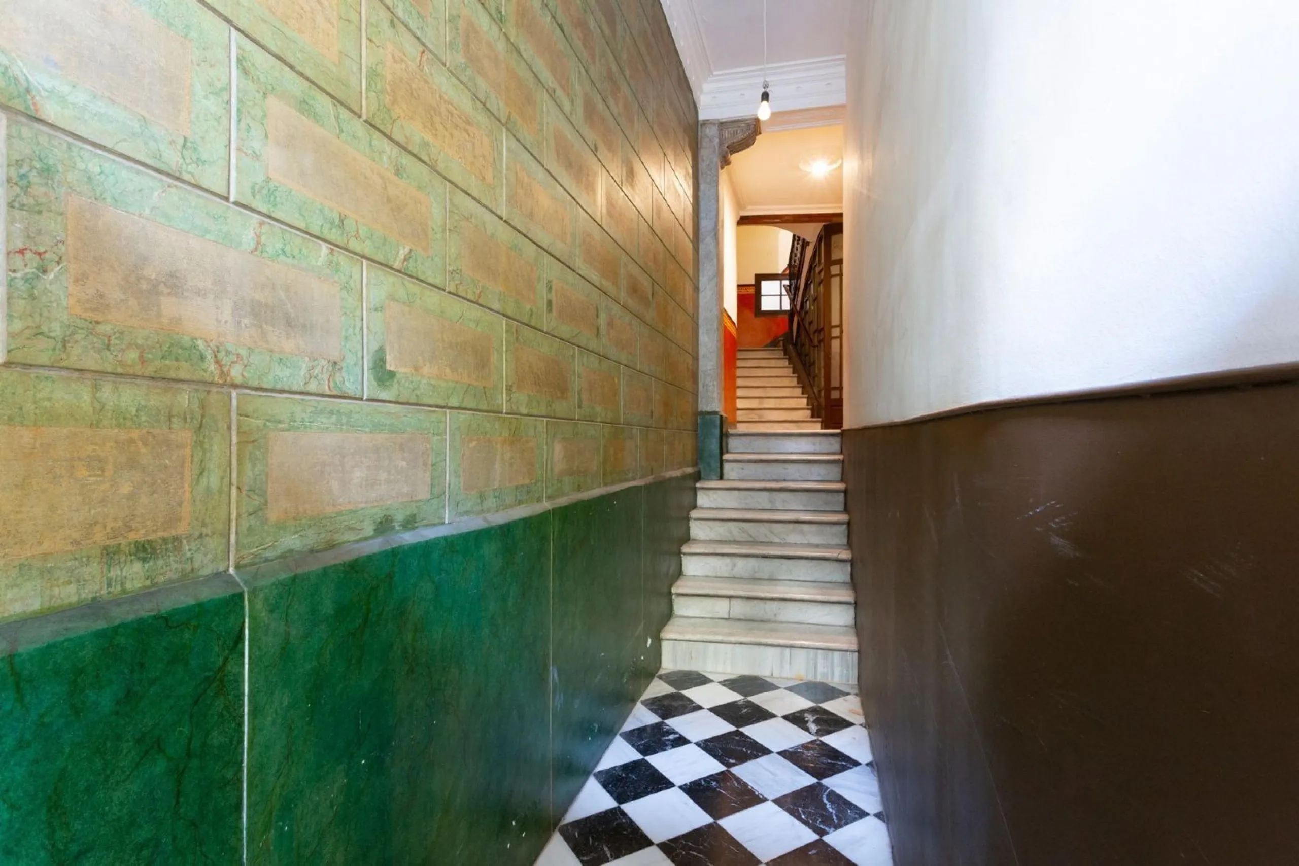 Edificio Residencial en Venta – Centro de Barcelona