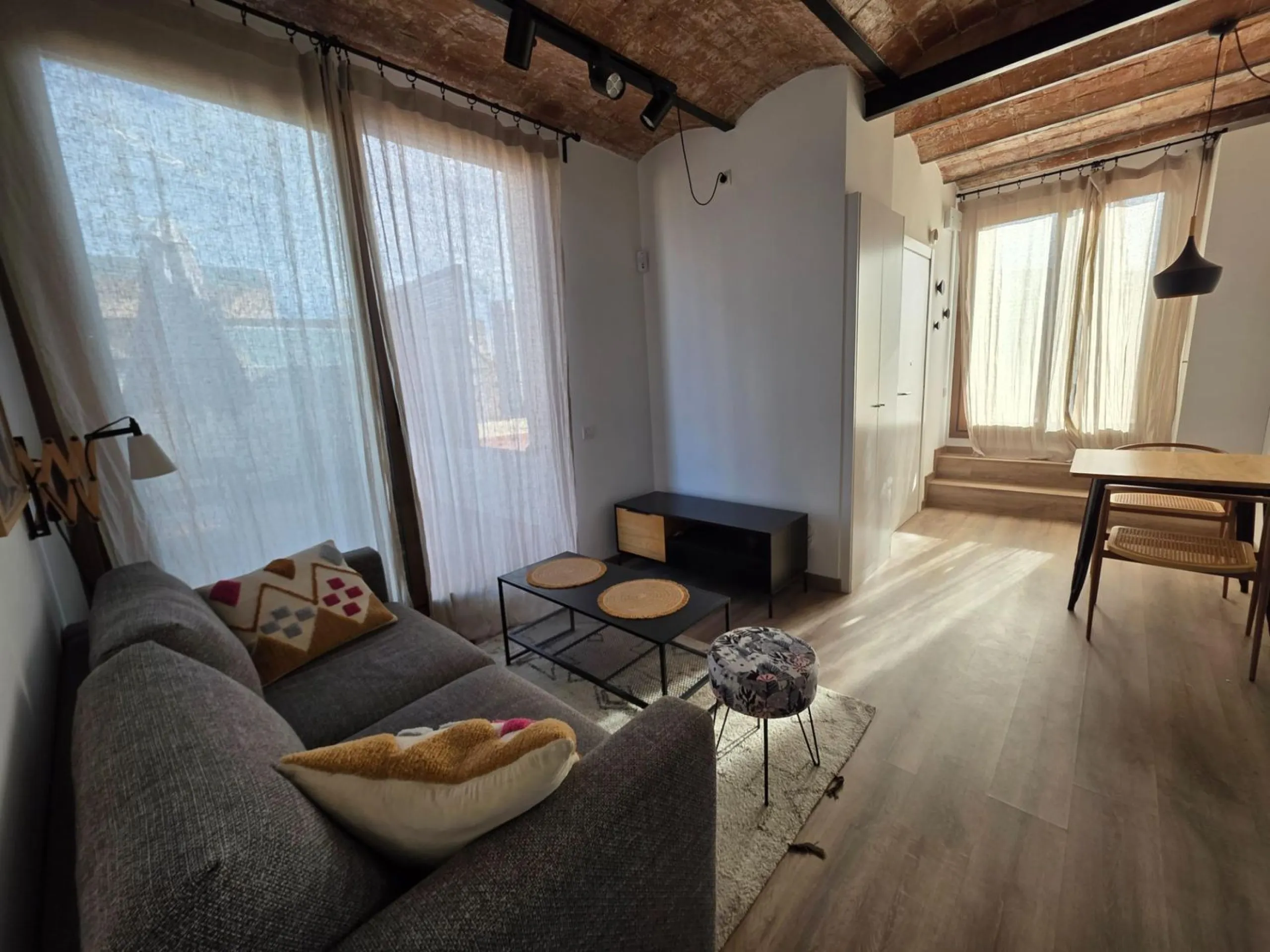 Encantador ático con terrazas en el corazón de Barcelona