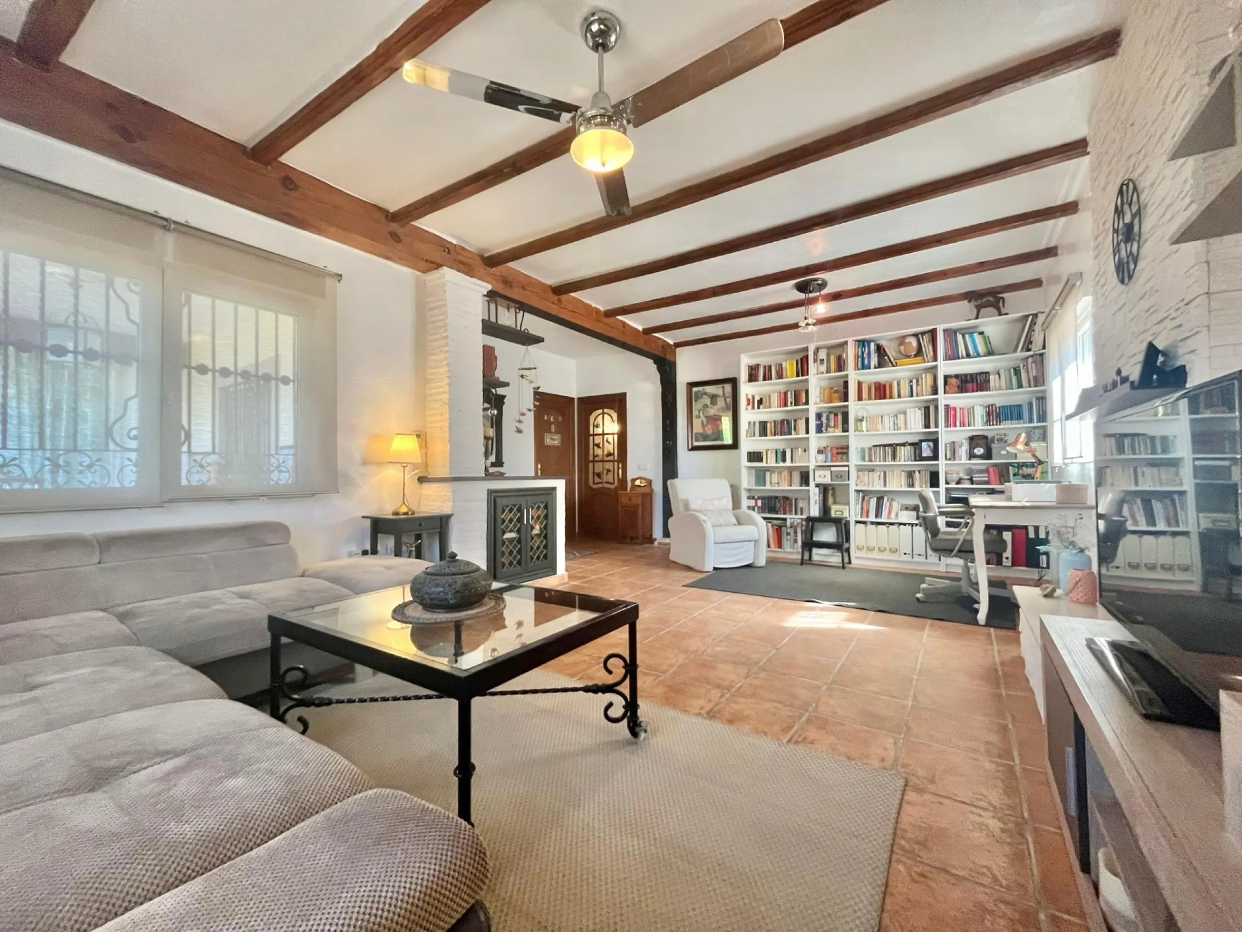 Mediterranean Charm in Los Balcones, Torrevieja