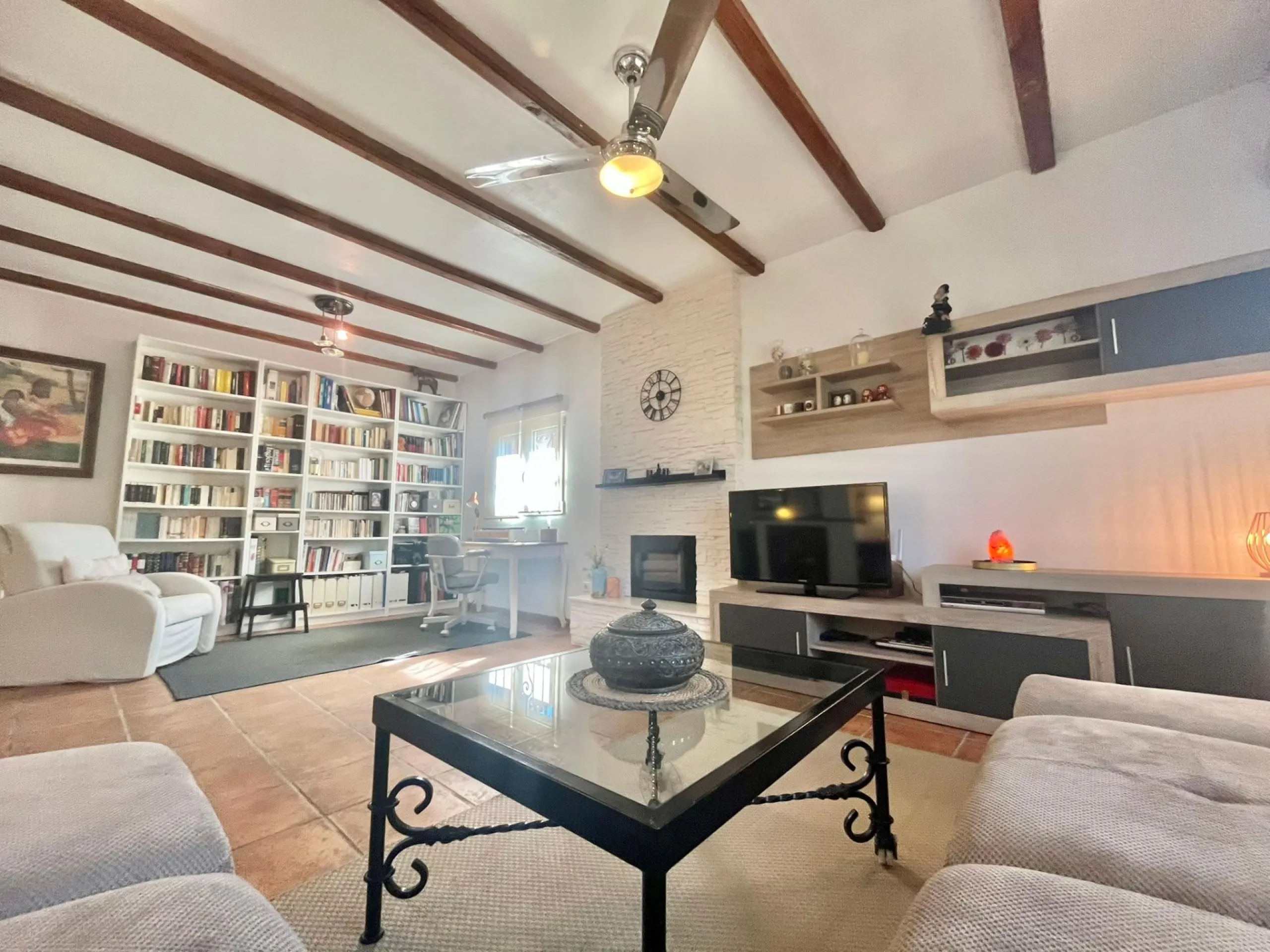 Mediterranean Charm in Los Balcones, Torrevieja