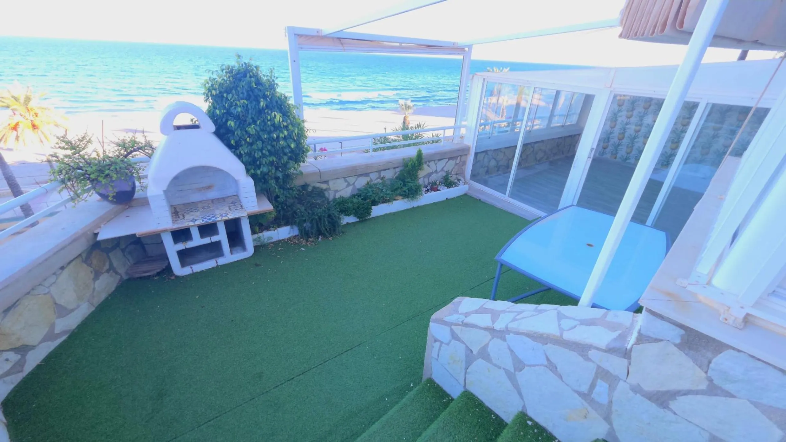 Piso en Primera Línea de Playa Muchavista, El Campello