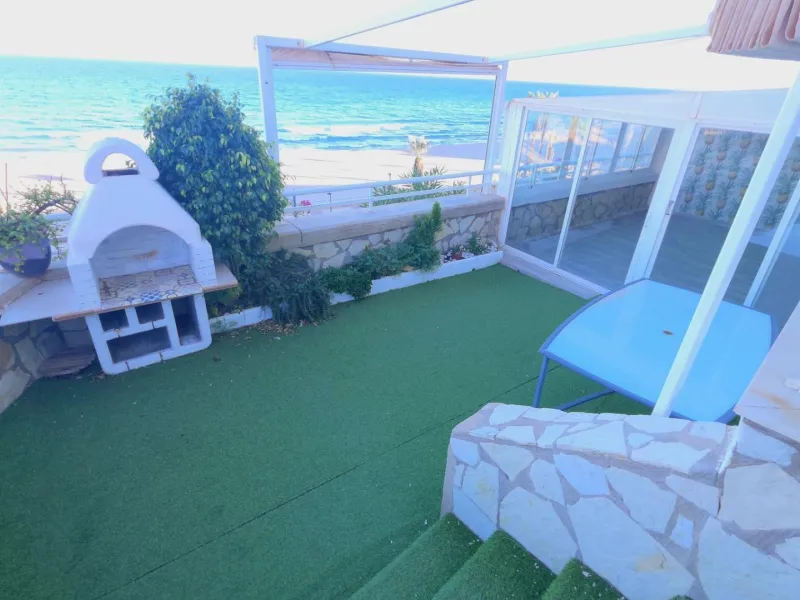 Piso en Primera Línea de Playa Muchavista, El Campello