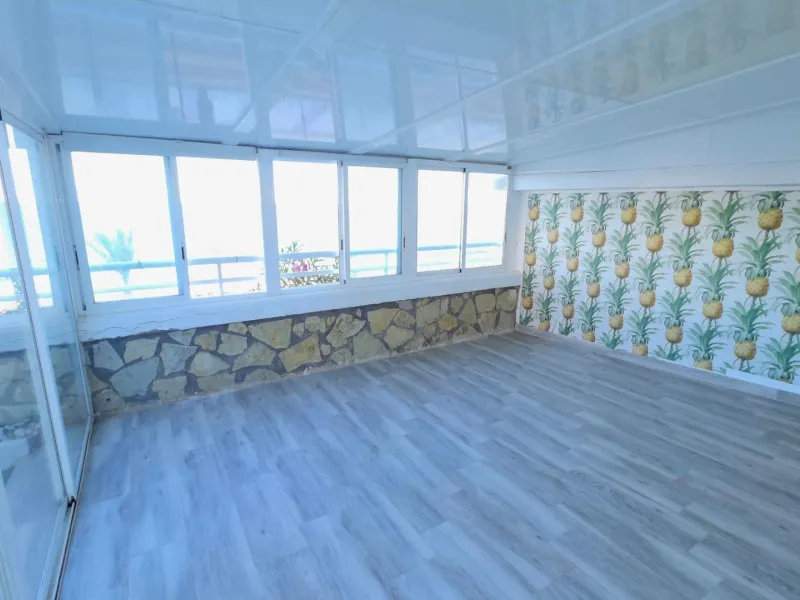 Piso en Primera Línea de Playa Muchavista, El Campello