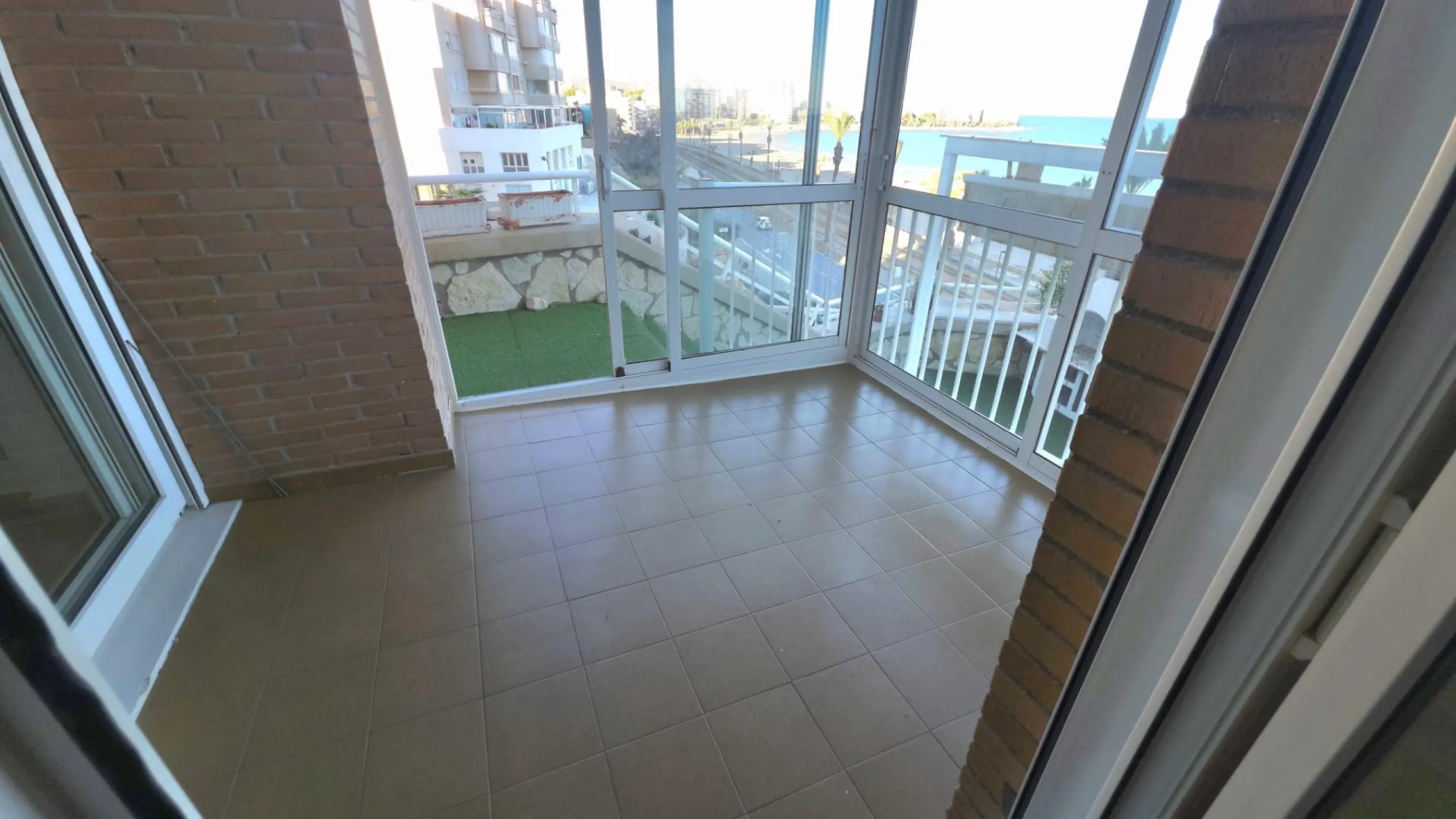Piso en Primera Línea de Playa Muchavista, El Campello