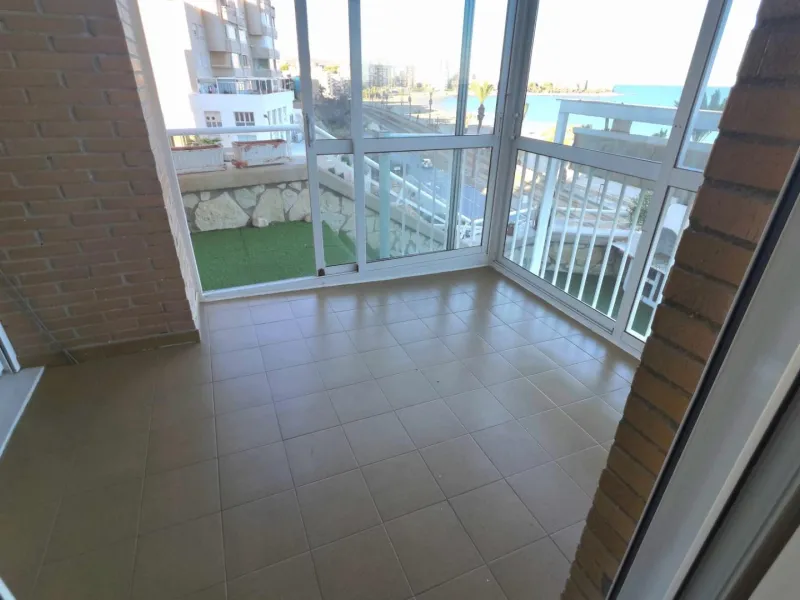 Piso en Primera Línea de Playa Muchavista, El Campello