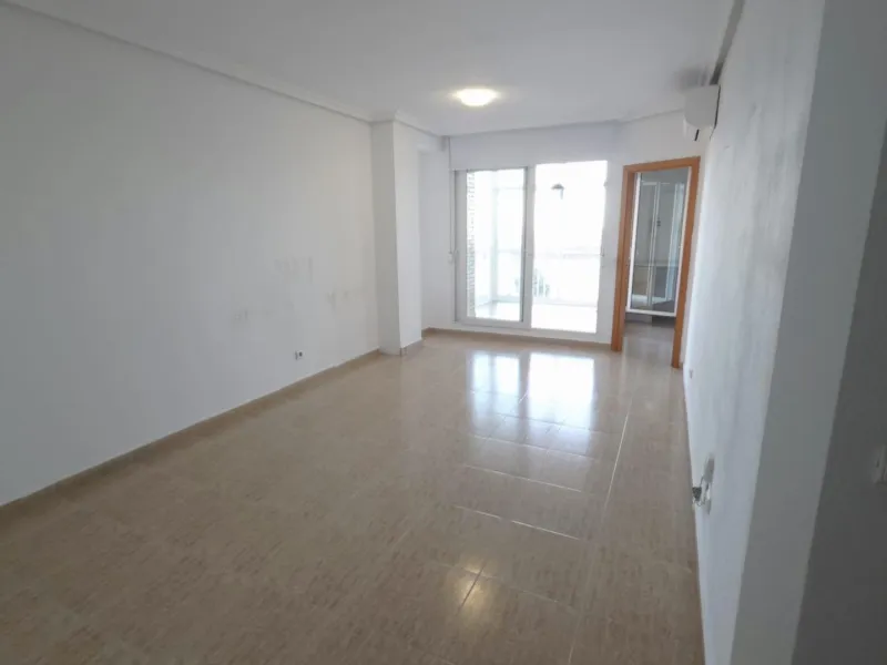 Piso en Primera Línea de Playa Muchavista, El Campello