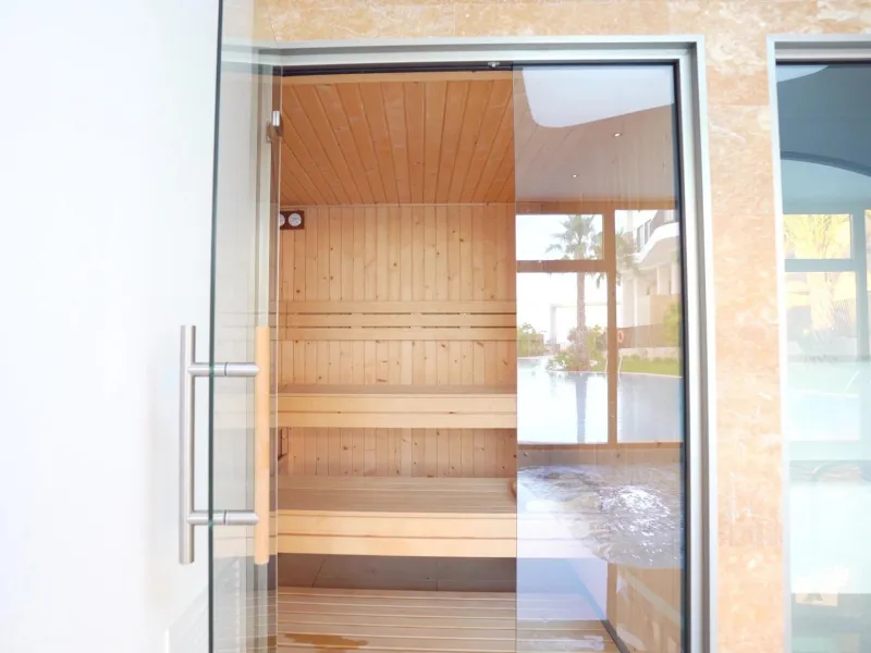 Modernos apartamentos nuevos en la orilla del mar Mediterráneo 🏖️
