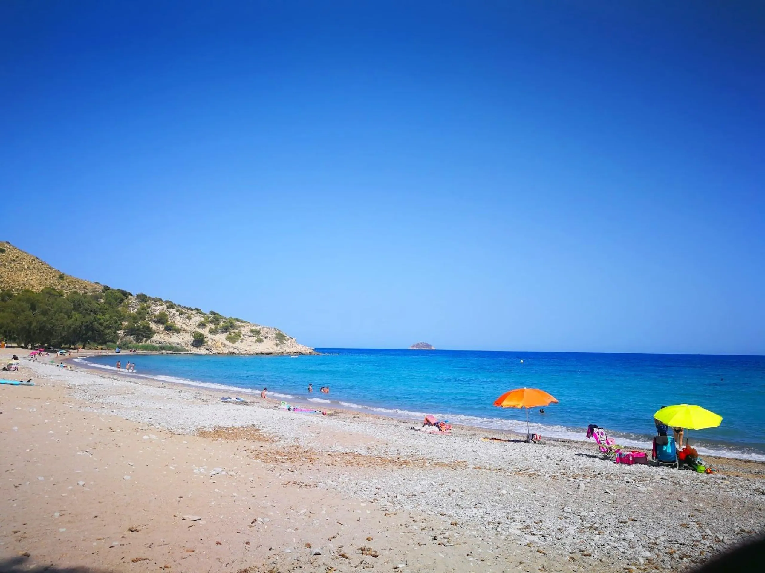 Modernos apartamentos nuevos en la orilla del mar Mediterráneo 🏖️