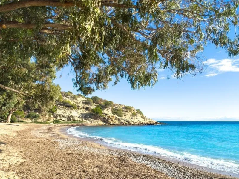 Modernos apartamentos nuevos en la orilla del mar Mediterráneo 🏖️