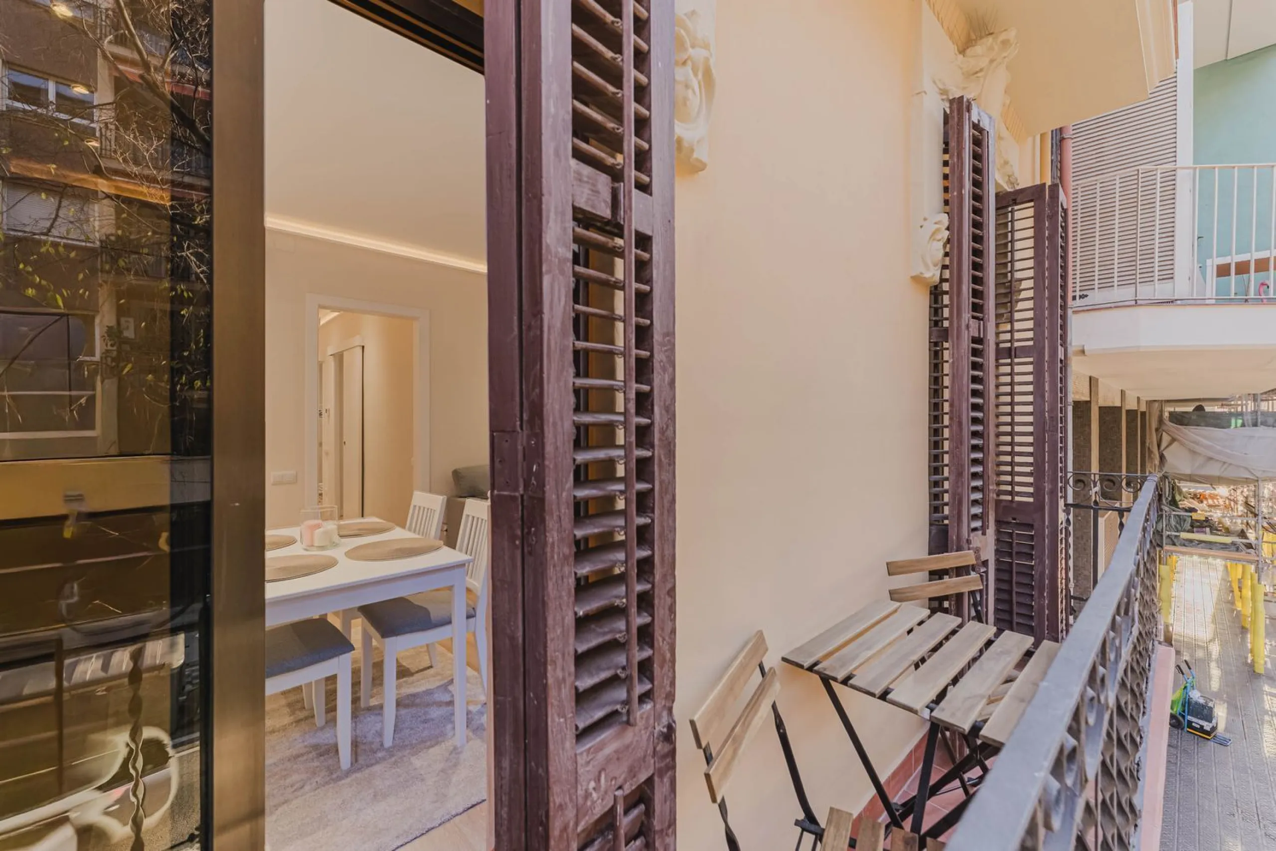 Newly Renovated Apartment with Balcony in Nova Esquerra de l’Eixample, Barcelona