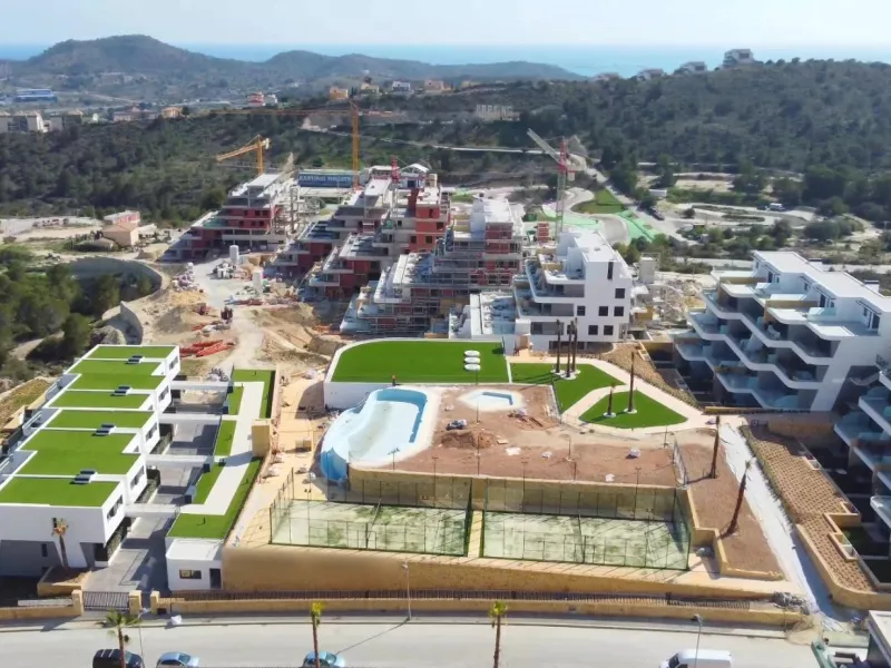 Ático Dúplex de Lujo en Finestrat con Vistas Espectaculares al Mar 🌴