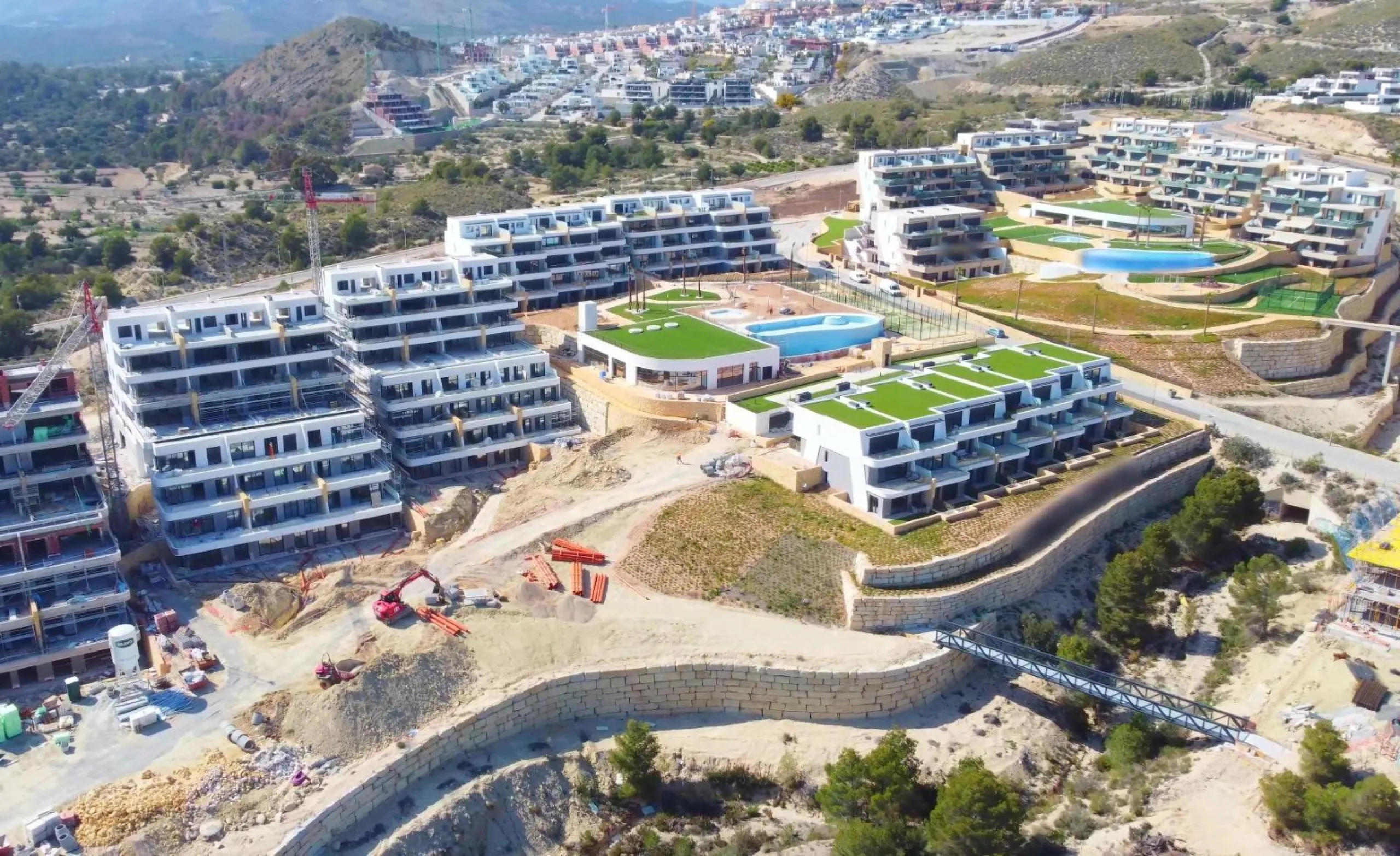 Ático Dúplex de Lujo en Finestrat con Vistas Espectaculares al Mar 🌴