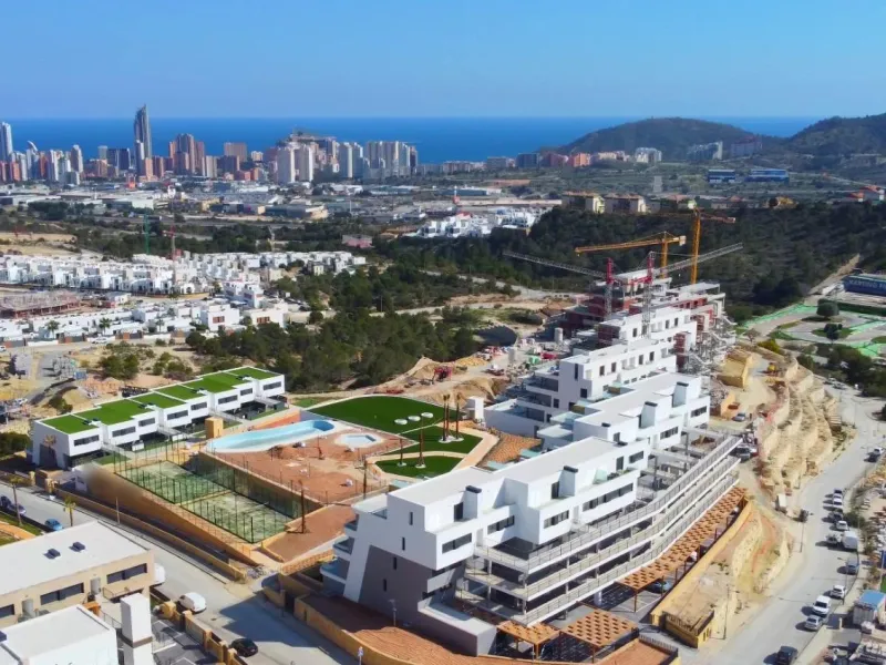 Ático Dúplex de Lujo en Finestrat con Vistas Espectaculares al Mar 🌴